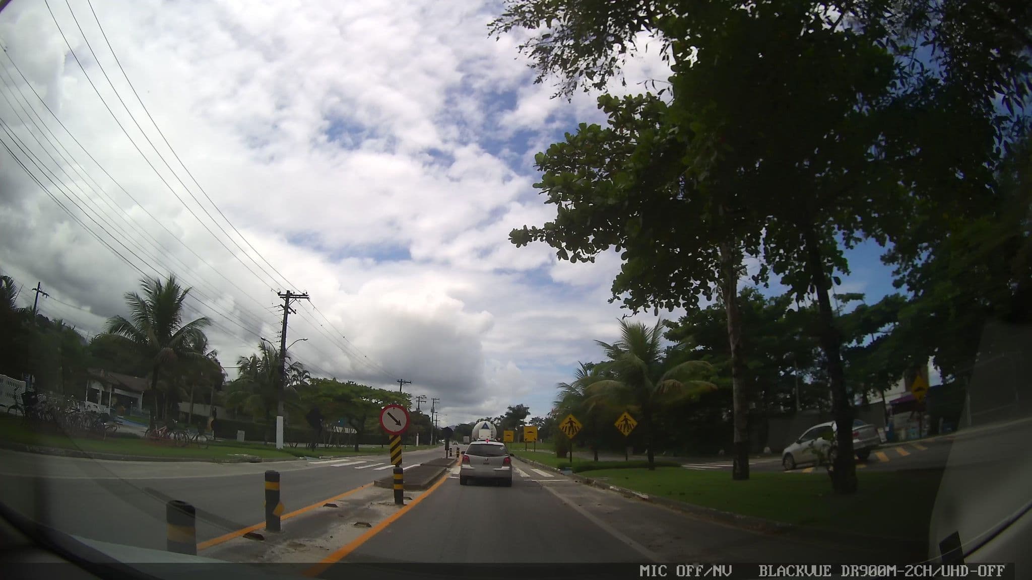 Street view near Pousada Miracá, Salesópolis — © marciosampaio (CC BY-SA · Mapillary)