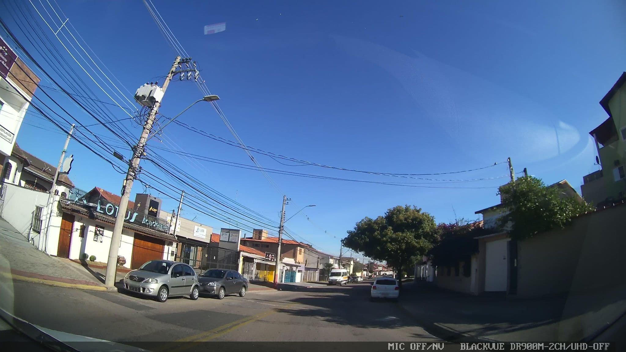 Street view near Hostel Aquariuss SJC, São José dos Campos — © yaf1 (CC BY-SA · Mapillary)