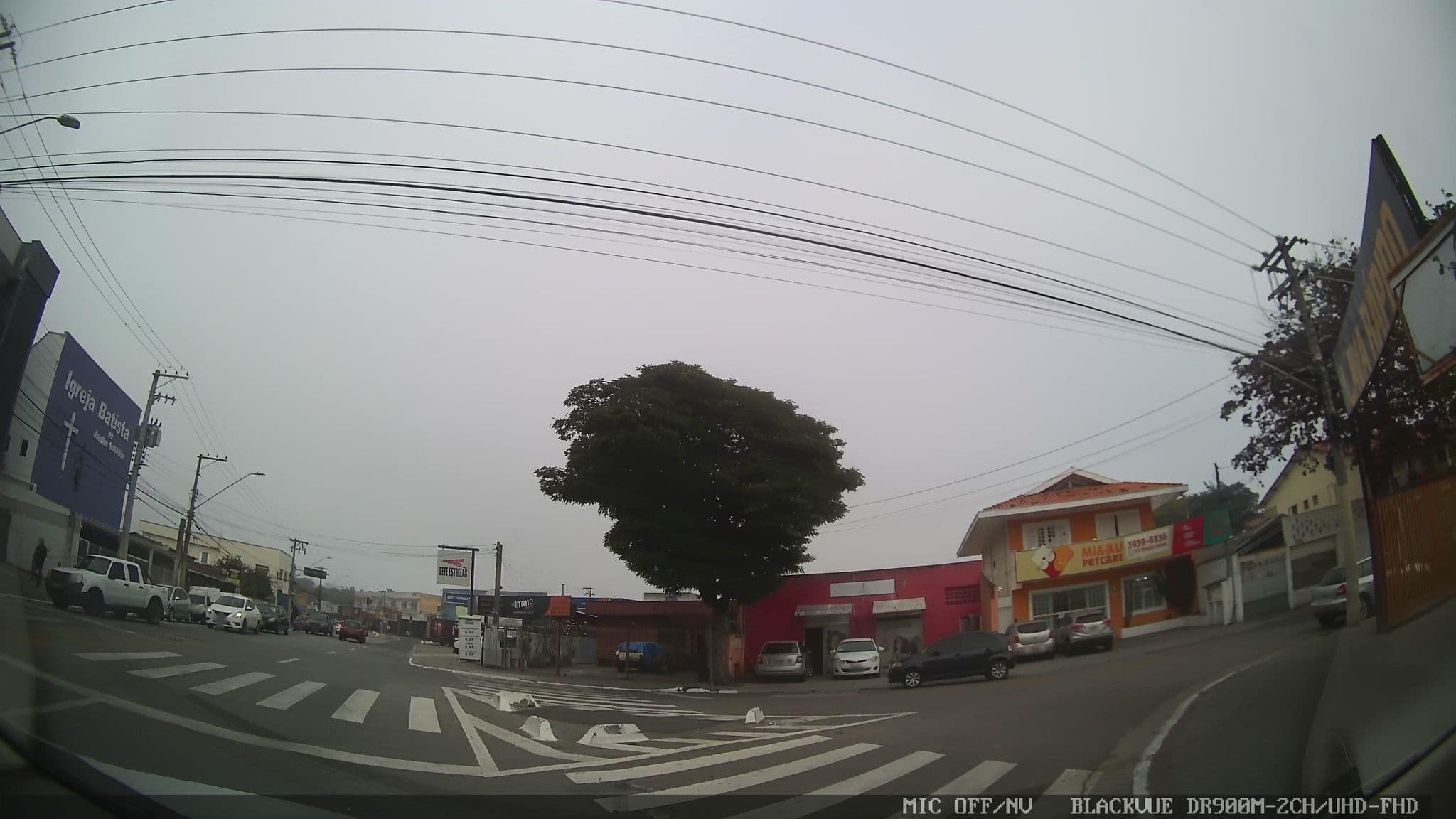 Street view near Hotel Ramos, São José dos Campos — © yaf1 (CC BY-SA · Mapillary)