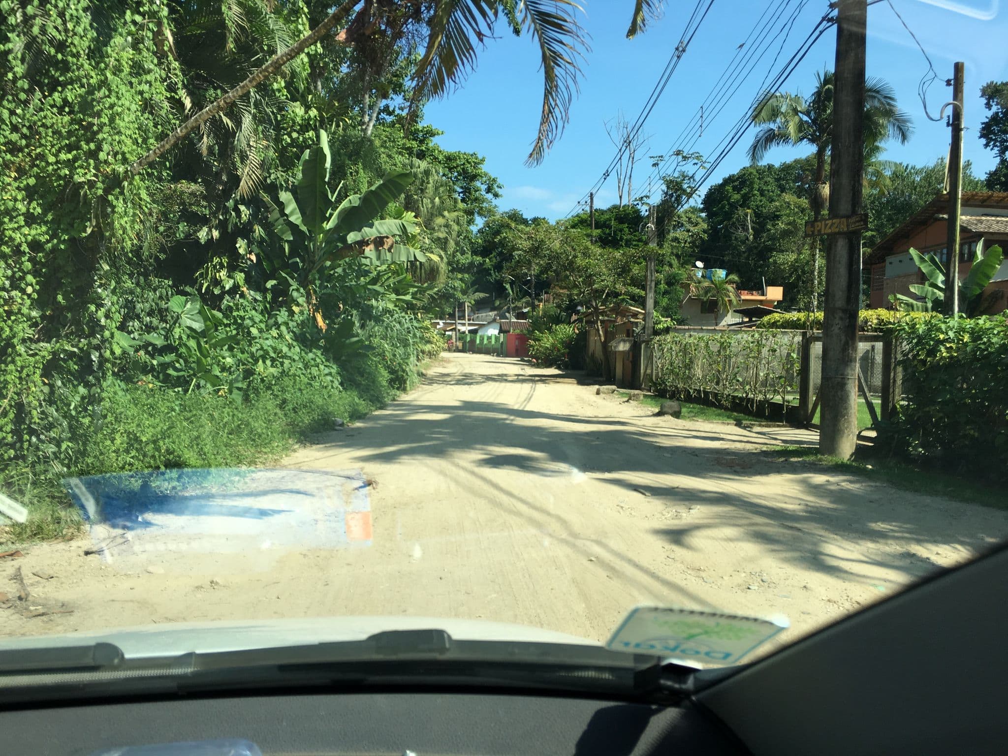 Street view near Pousada Pedra Porosa, Ubatuba — © mherranz (CC BY-SA · Mapillary)
