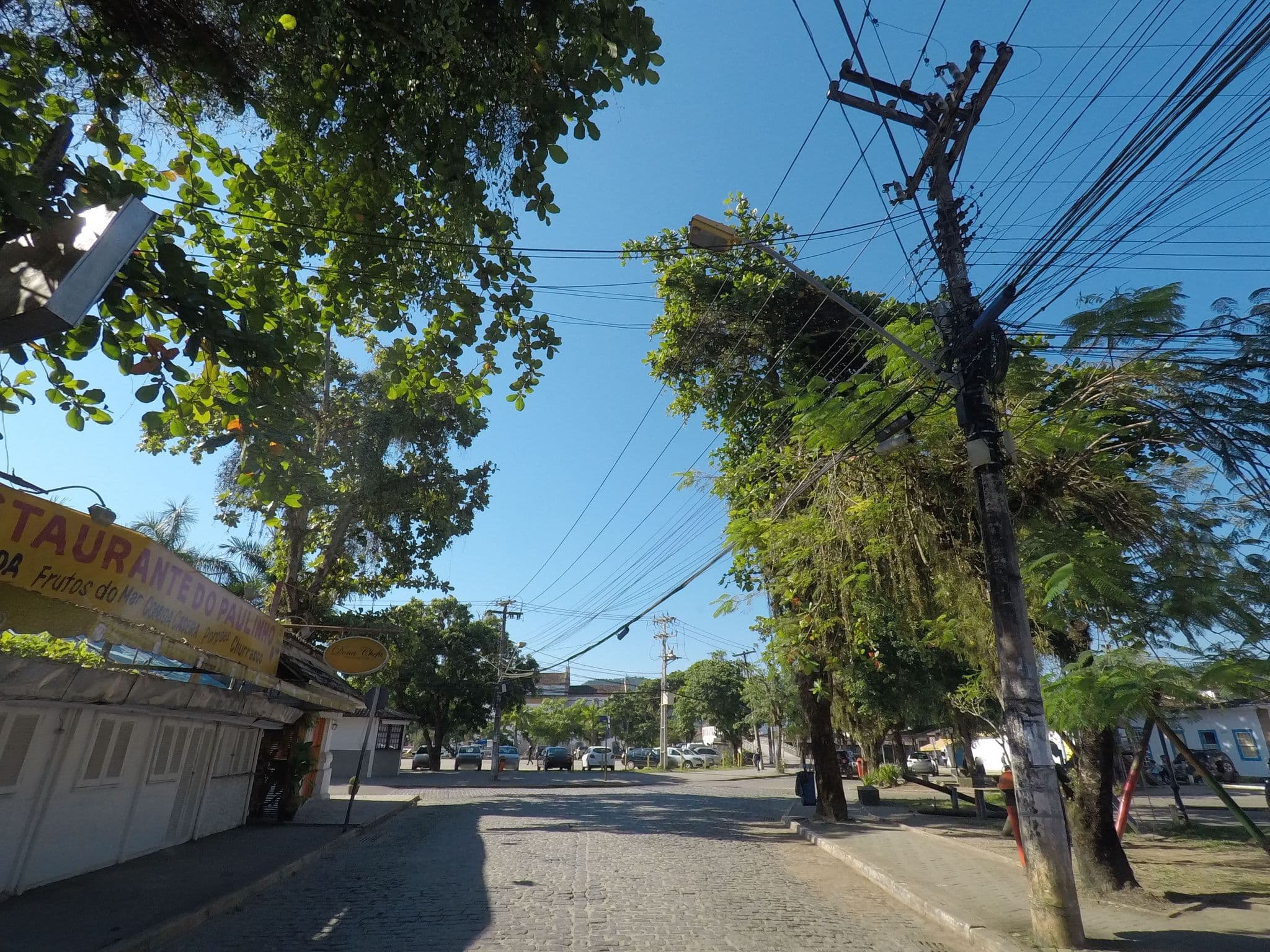 Street view near Pousada Com Verso e prosa RePouso, Paraty — © pablo (CC BY-SA · Mapillary)
