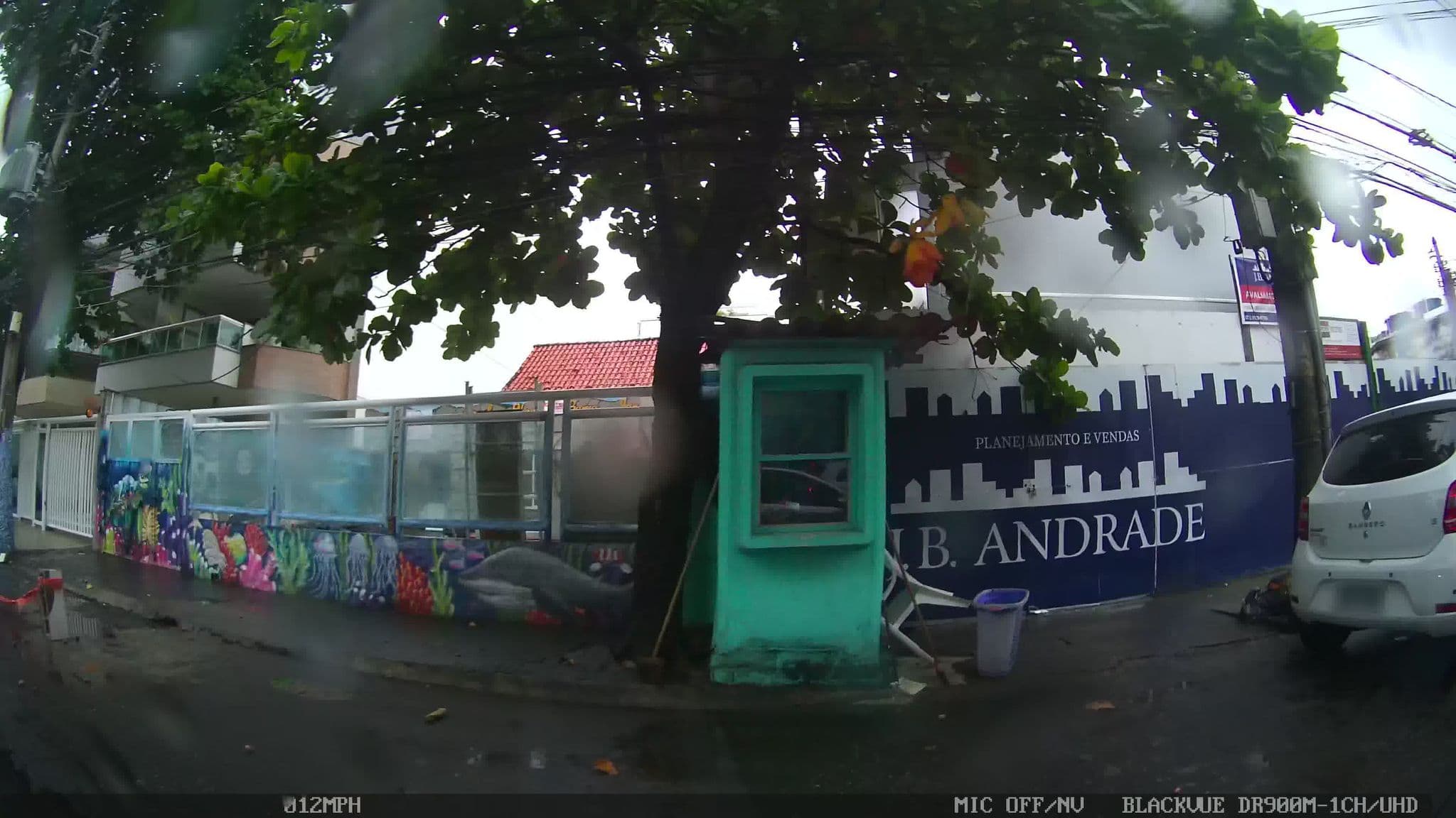 Street view near Beach House Hostels, São Conrado — © kaart_1 (CC BY-SA · Mapillary)