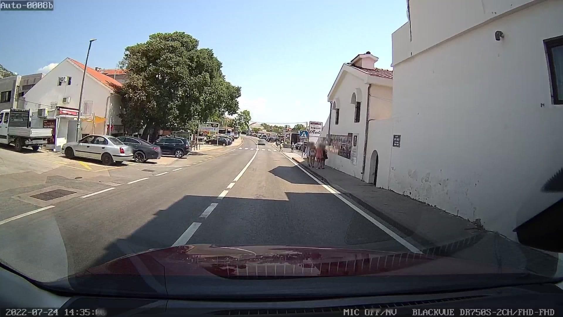 Street view near Roli, Posedarje — © rdnnk (CC BY-SA · Mapillary)