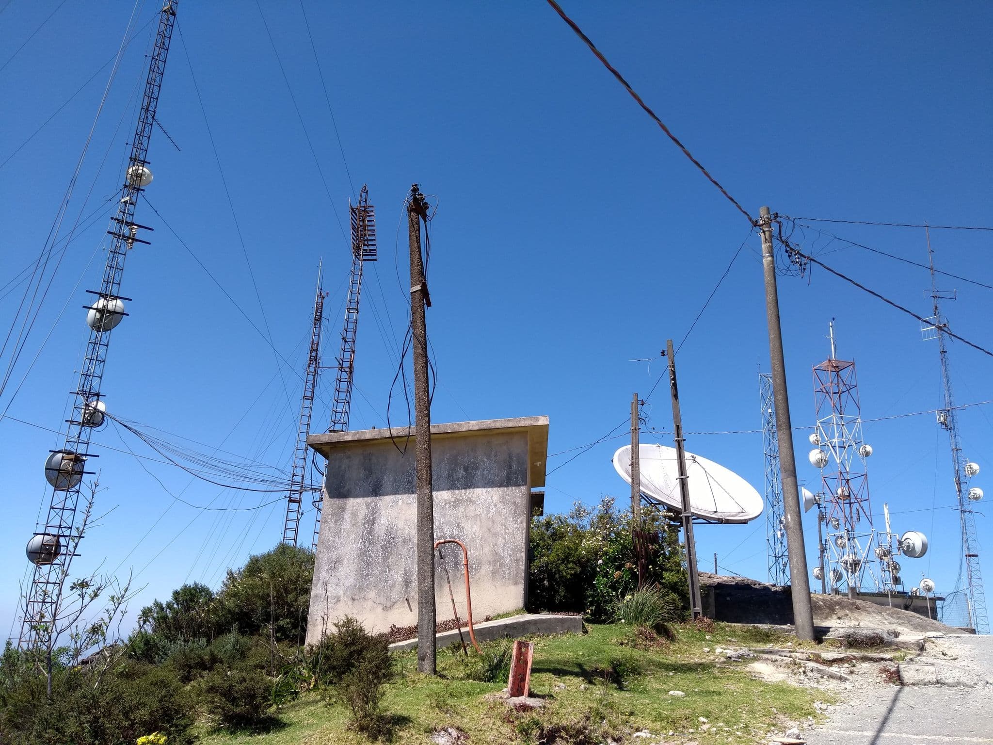 Street view near Recanto das Araucárias, Campos do Jordão — © severingeo (CC BY-SA · Mapillary)