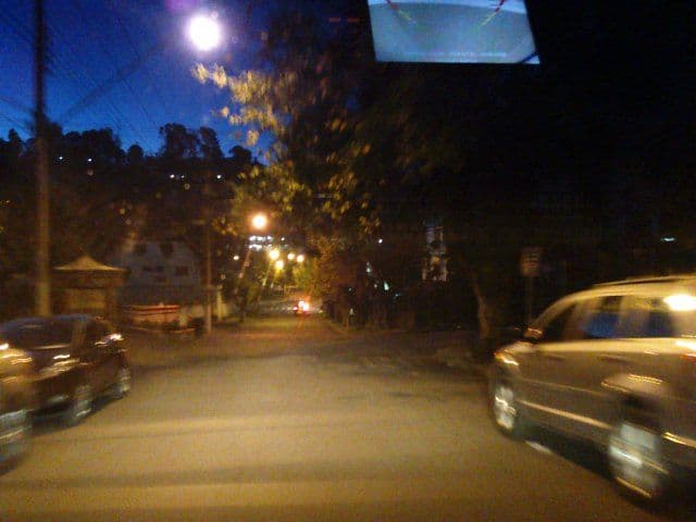 Street view near Hotel Charmrouse - Capivari, Campos do Jordão, Campos do Jordão — © pingflood (CC BY-SA · Mapillary)