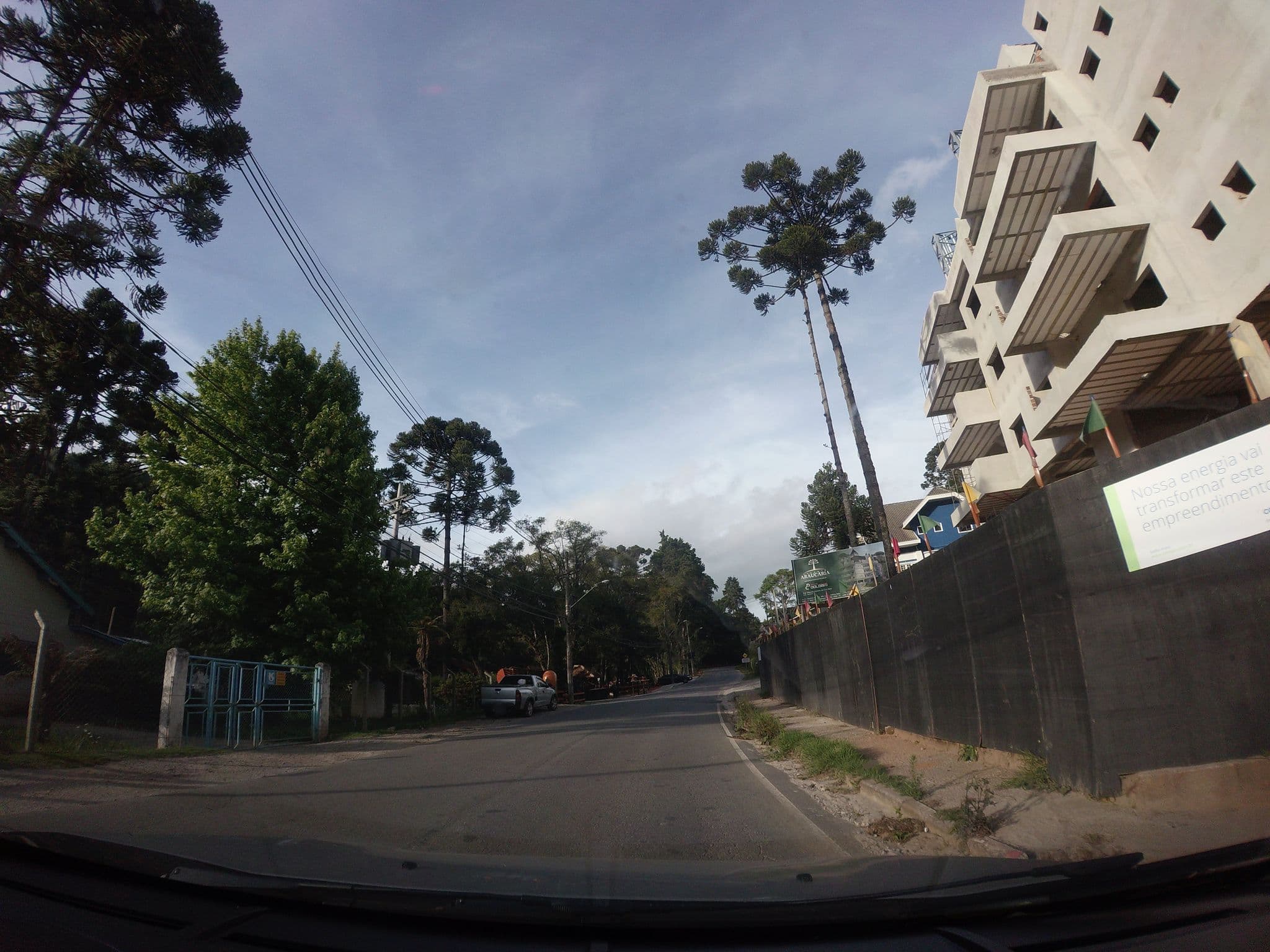 Street view near Pousada Briktic, Campos do Jordão — © andersoal (CC BY-SA · Mapillary)