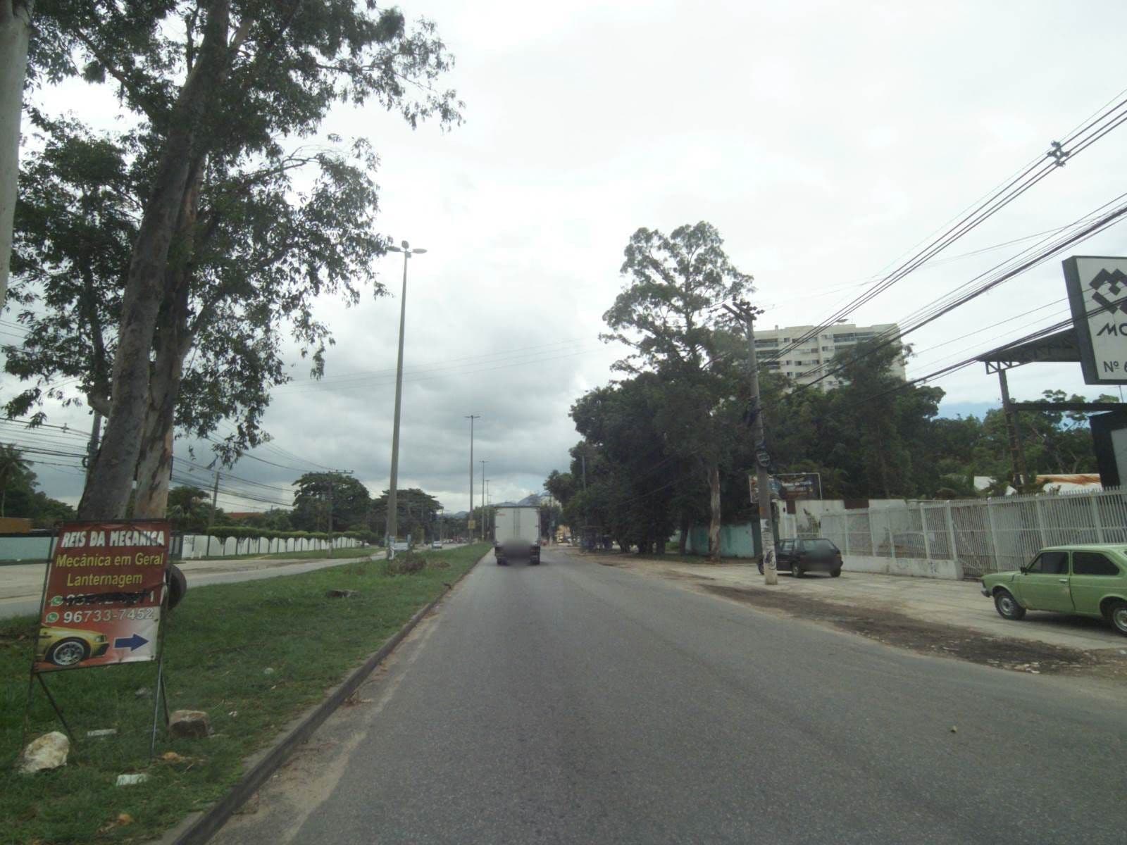Street view near Joy Motel, Barra da Tijuca — © projevias (CC BY-SA · Mapillary)