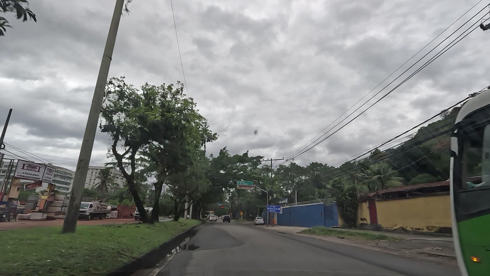 Street view near Pousada Barra Riocentro, Barra da Tijuca — © Malu25 (CC BY-SA · Mapillary)