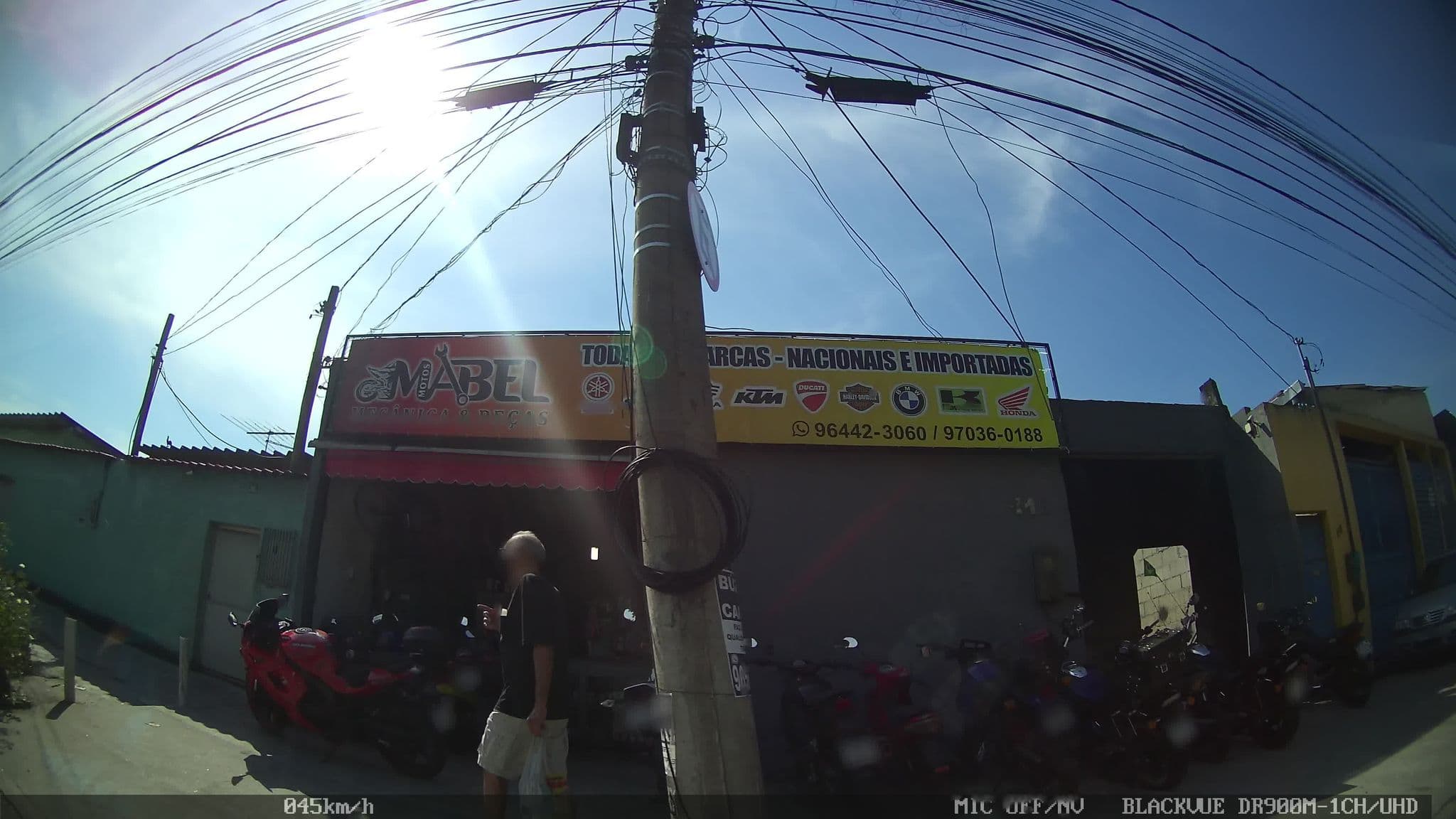 Street view near West Village Hostel, São João de Meriti — © kaart_1 (CC BY-SA · Mapillary)