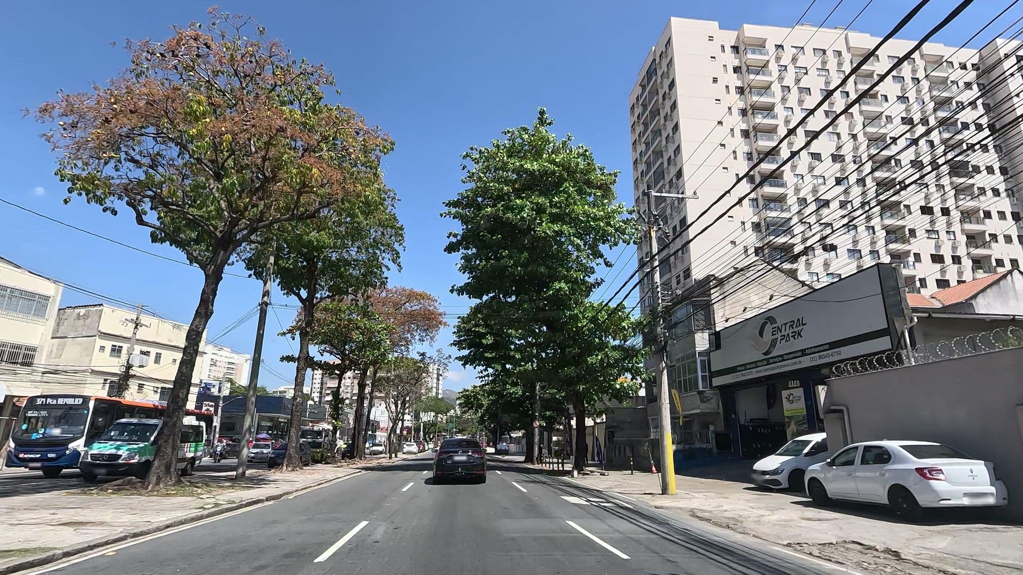 Street view near Del Castilho Hotel, Estácio — © Malu25 (CC BY-SA · Mapillary)