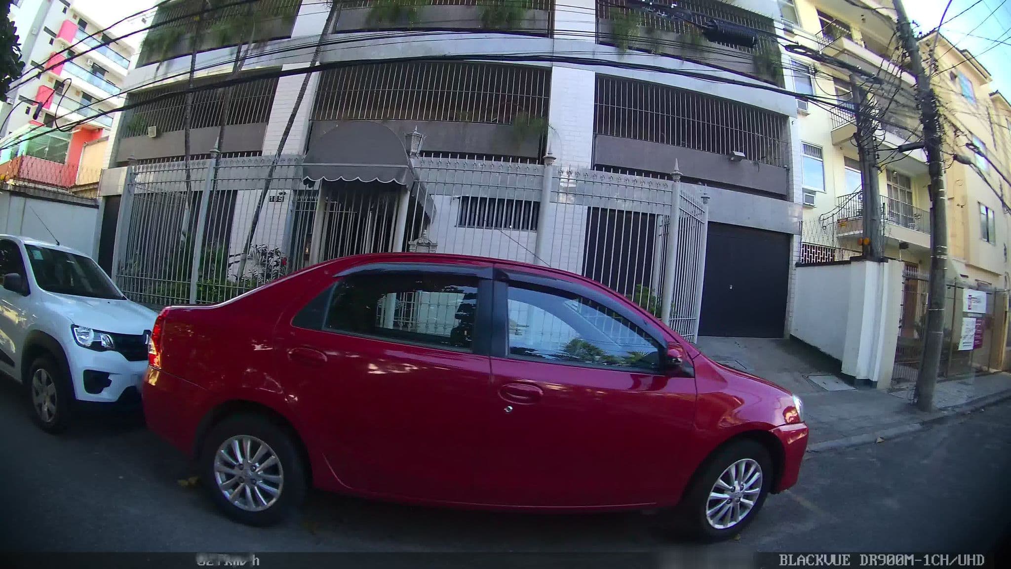 Street view near Leão Do Mar, Estácio — © kaart_2 (CC BY-SA · Mapillary)