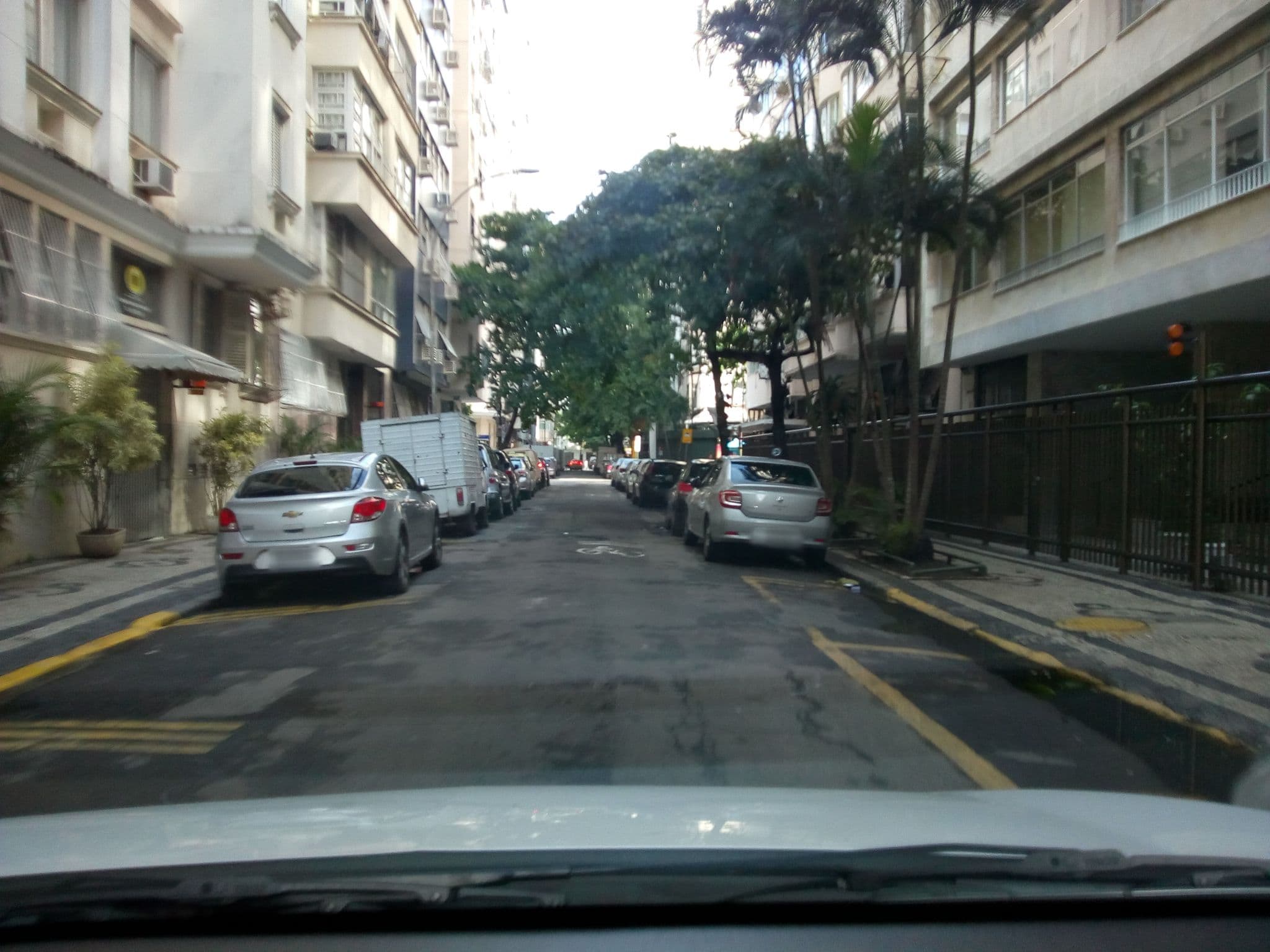 Street view near Recepção, Copacabana — © marciosampaio (CC BY-SA · Mapillary)