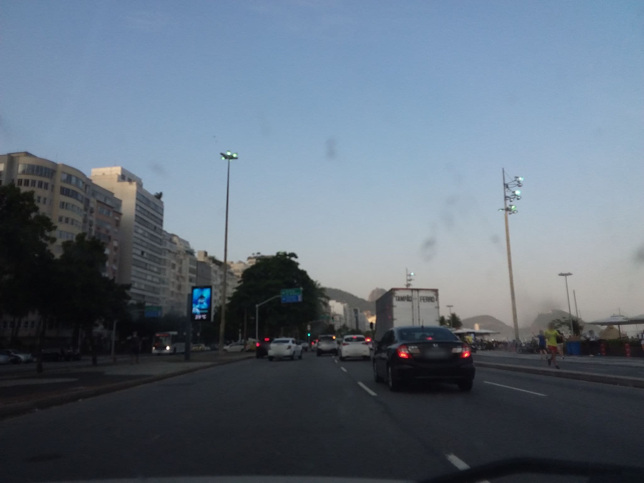 Street view near Quarto 312, Copacabana — © projevias (CC BY-SA · Mapillary)