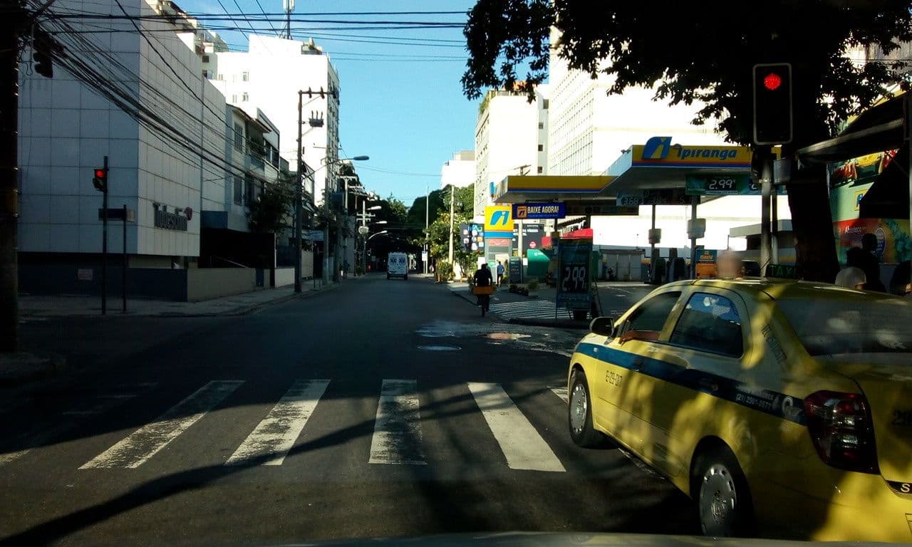 Street view near Ocean Inn Rio Botafogo, Copacabana — © marciosampaio (CC BY-SA · Mapillary)