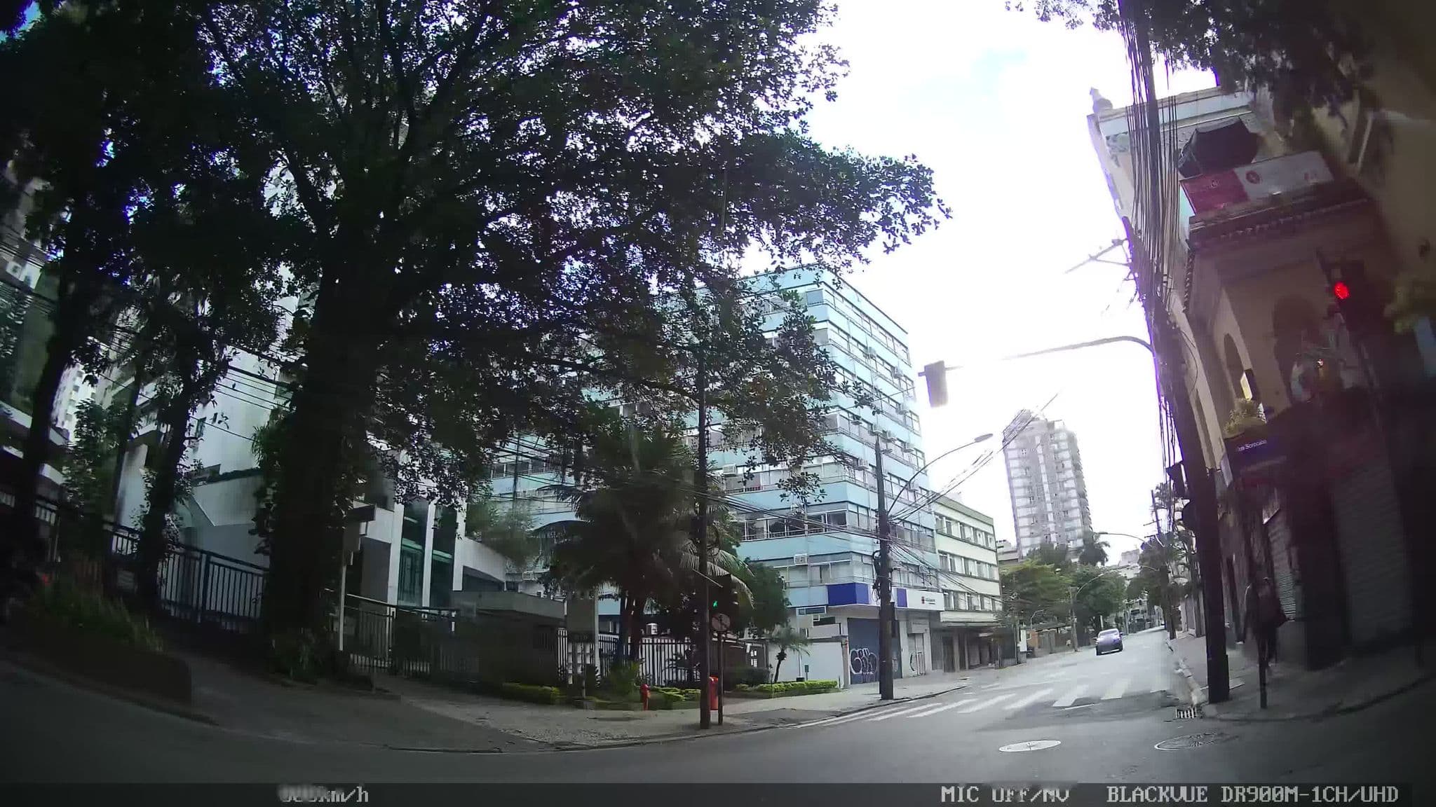 Street view near Cativeiro, Copacabana — © kaart_1 (CC BY-SA · Mapillary)