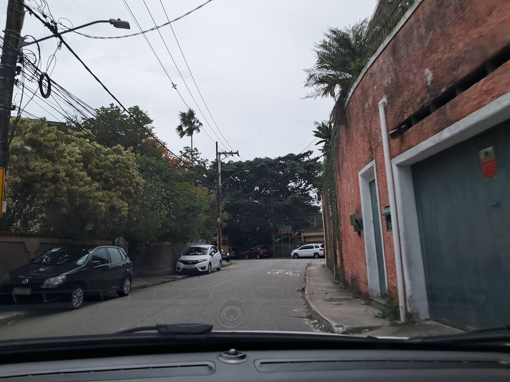 Street view near Rio Palazzo, Estácio — © Malu25 (CC BY-SA · Mapillary)