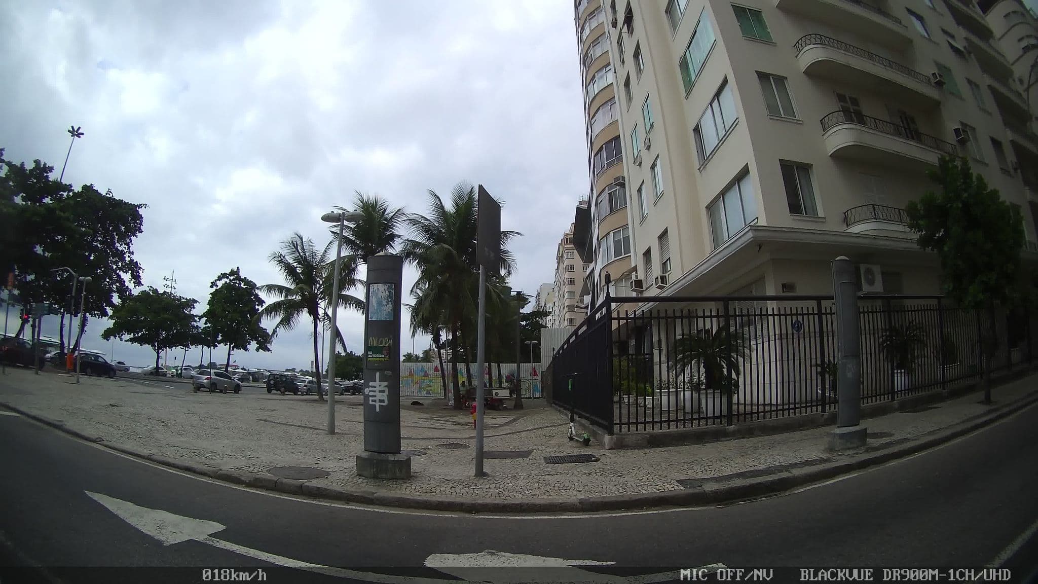 Street view near Hotel Rodrigues, Copacabana — © kaart_1 (CC BY-SA · Mapillary)