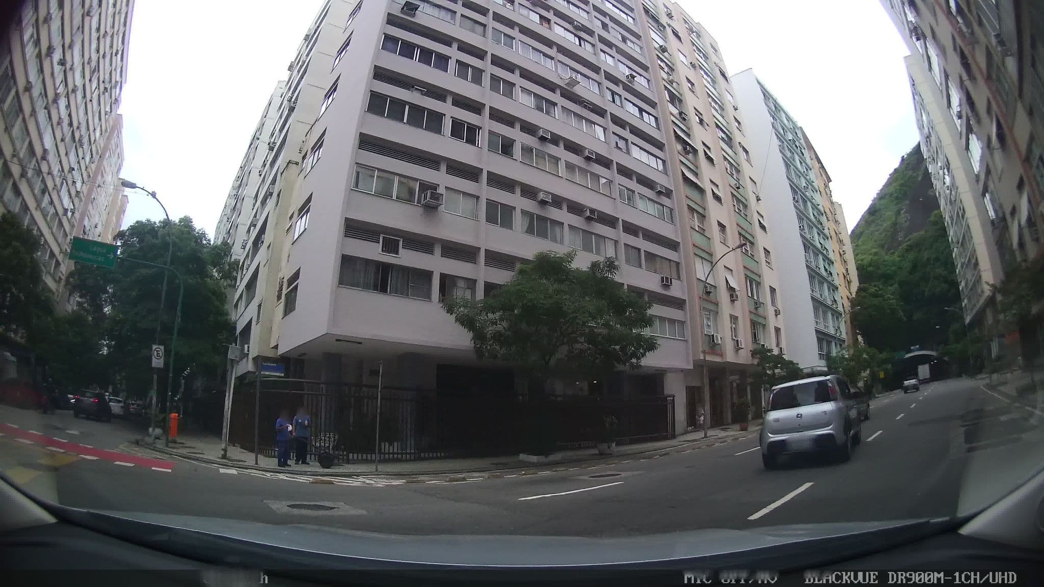Street view near Hotel Agreense, Copacabana — © kaart_1 (CC BY-SA · Mapillary)
