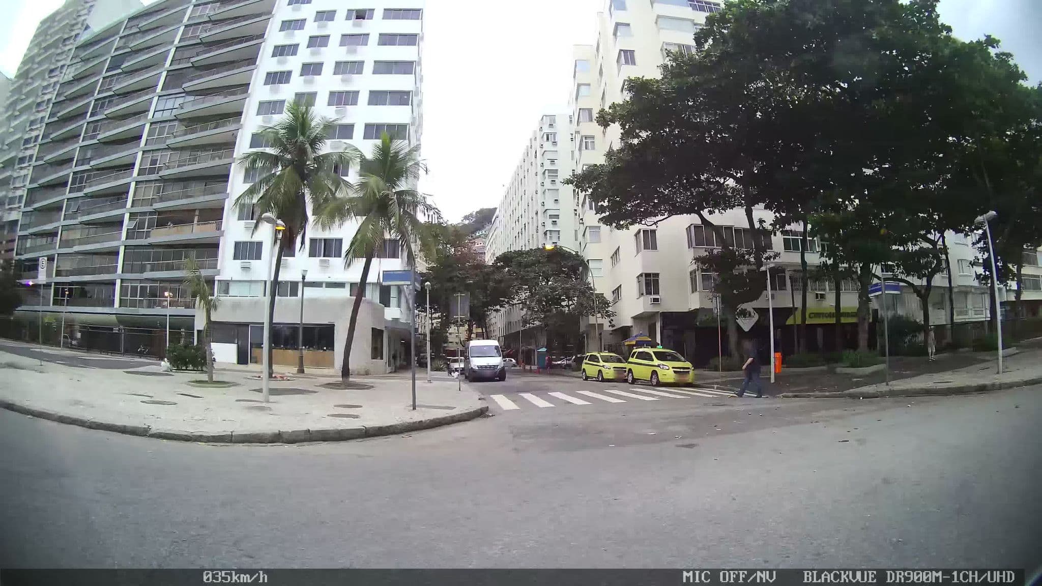 Street view near Hotel Selina Copacabana, Copacabana — © kaart_1 (CC BY-SA · Mapillary)