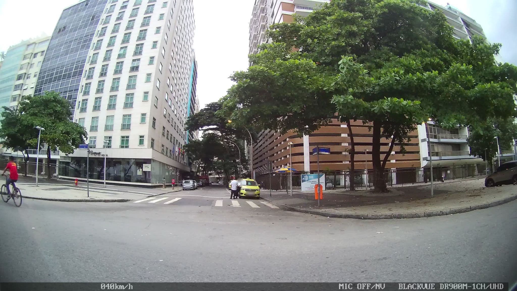 Street view near Miramar Hotel by Windsor, Ipanema — © kaart_1 (CC BY-SA · Mapillary)