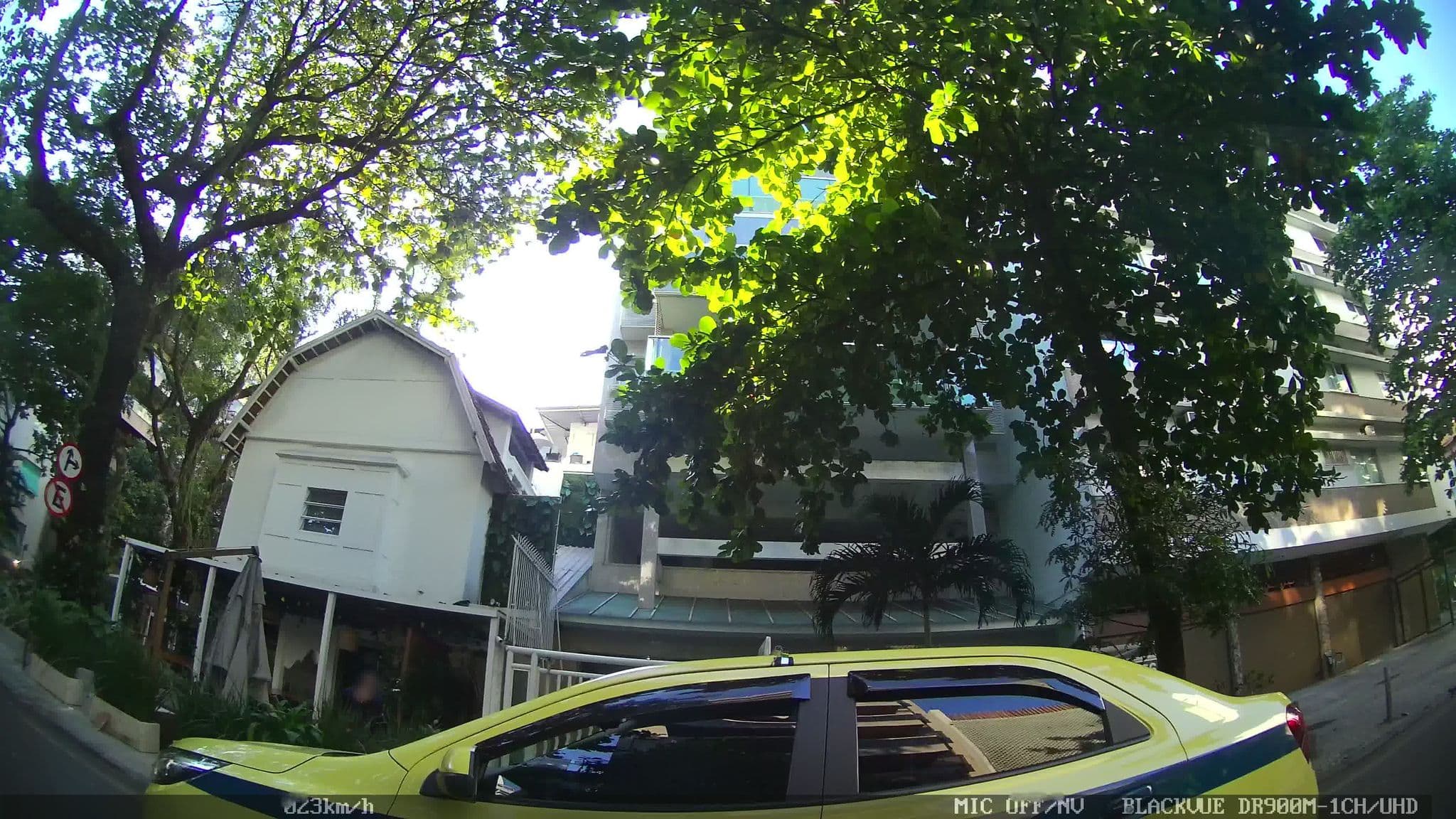 Street view near Ipanema Premium, Ipanema — © kaart_1 (CC BY-SA · Mapillary)