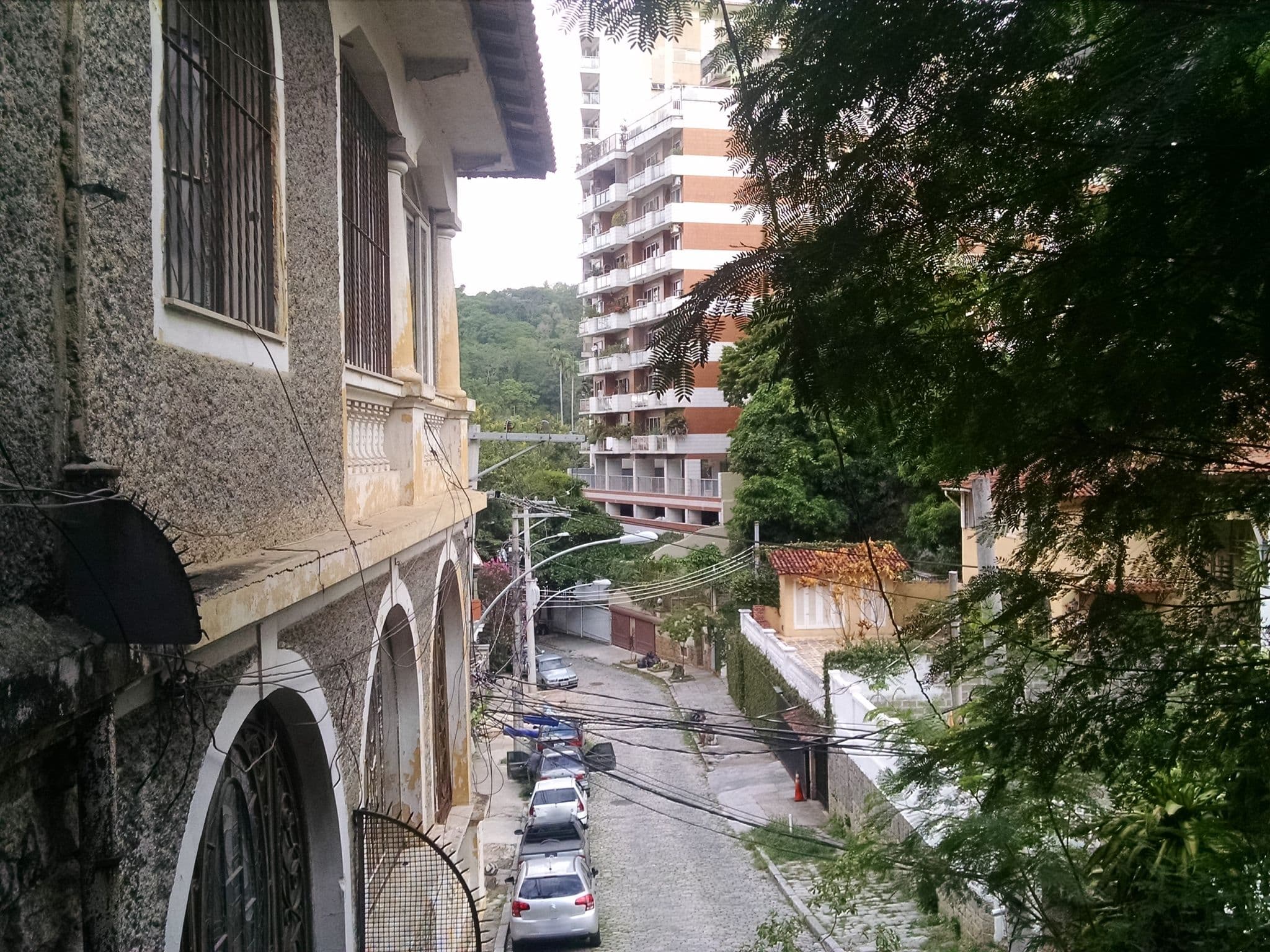Street view near Casa Beludi, Catete — © nighto (CC BY-SA · Mapillary)