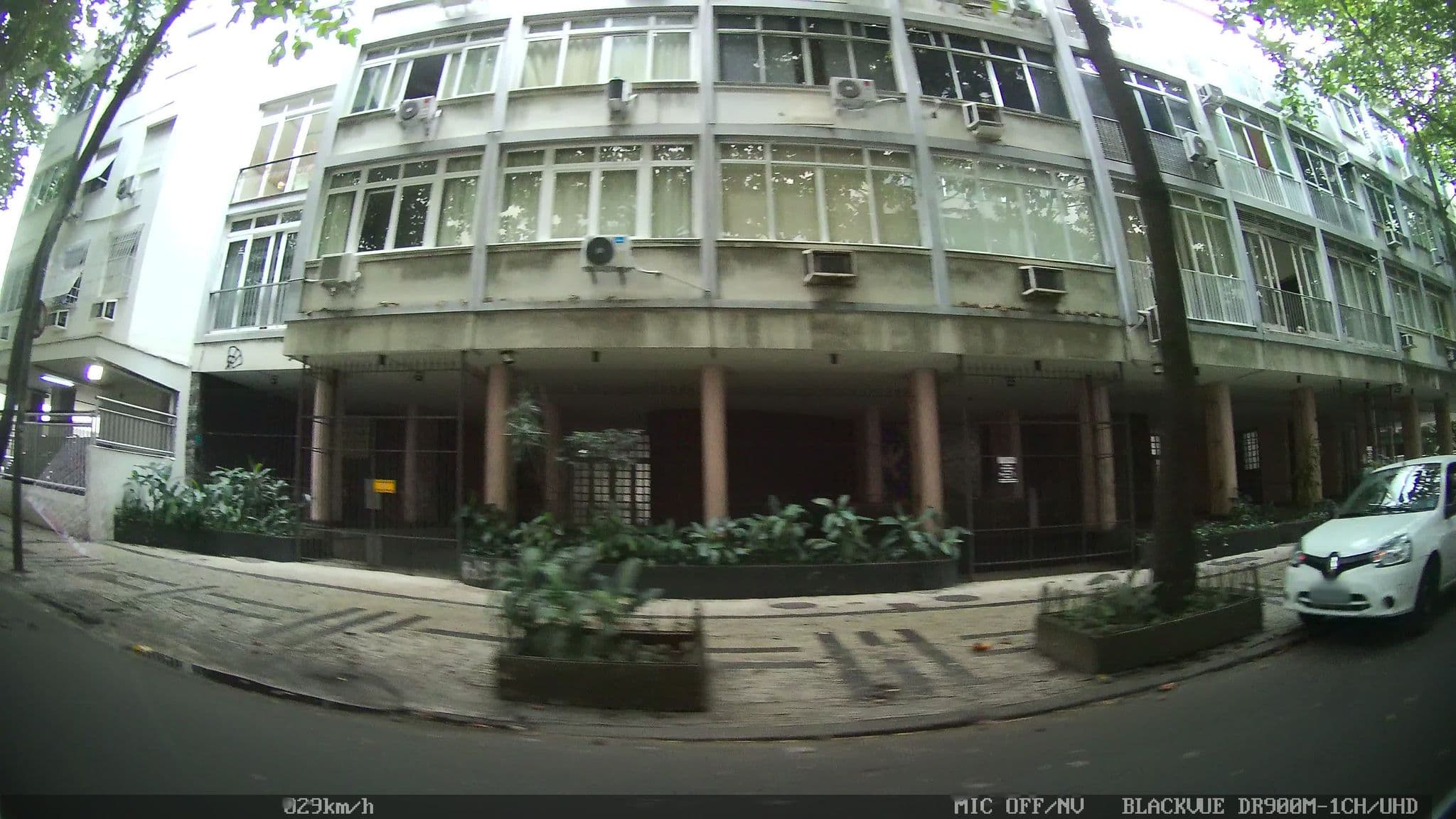 Street view near Mercure Rio de Janeiro Ipanema, Ipanema — © kaart_1 (CC BY-SA · Mapillary)