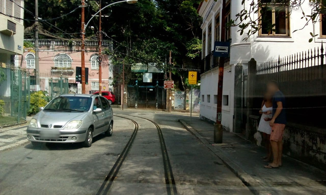Street view near Mama Shelter, Santa Teresa — © marciosampaio (CC BY-SA · Mapillary)