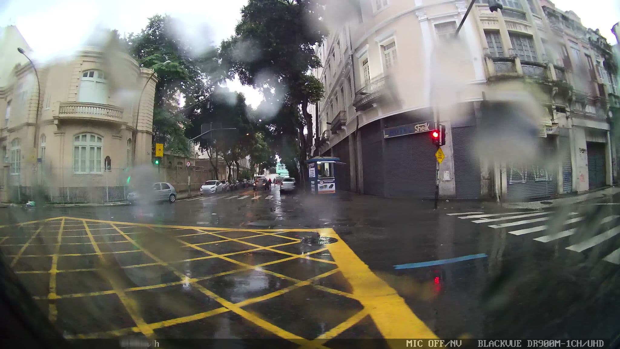Street view near Hotel Sheik, Rio de Janeiro — © kaart_2 (CC BY-SA · Mapillary)