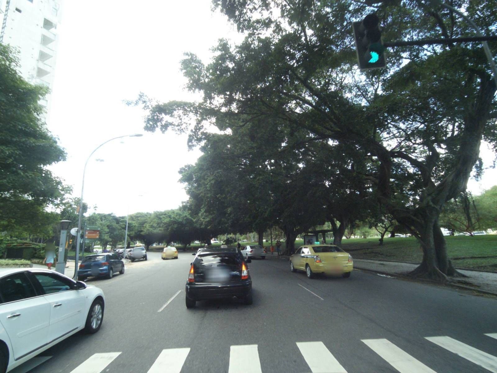 Street view near Casa da Eliane e do Antônio, Catete — © projevias (CC BY-SA · Mapillary)