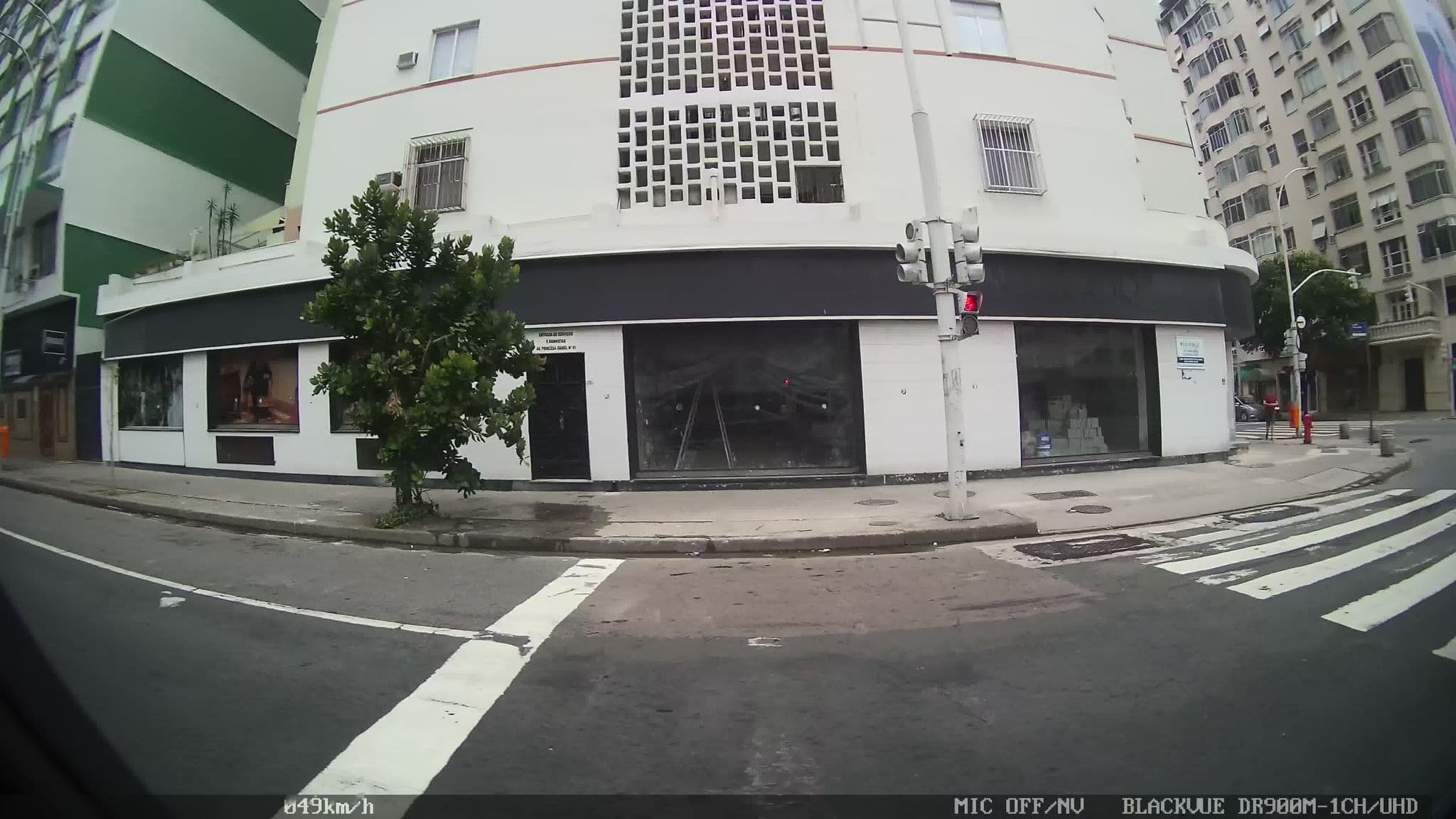 Street view near Casa Katy Perry, Copacabana — © kaart_2 (CC BY-SA · Mapillary)