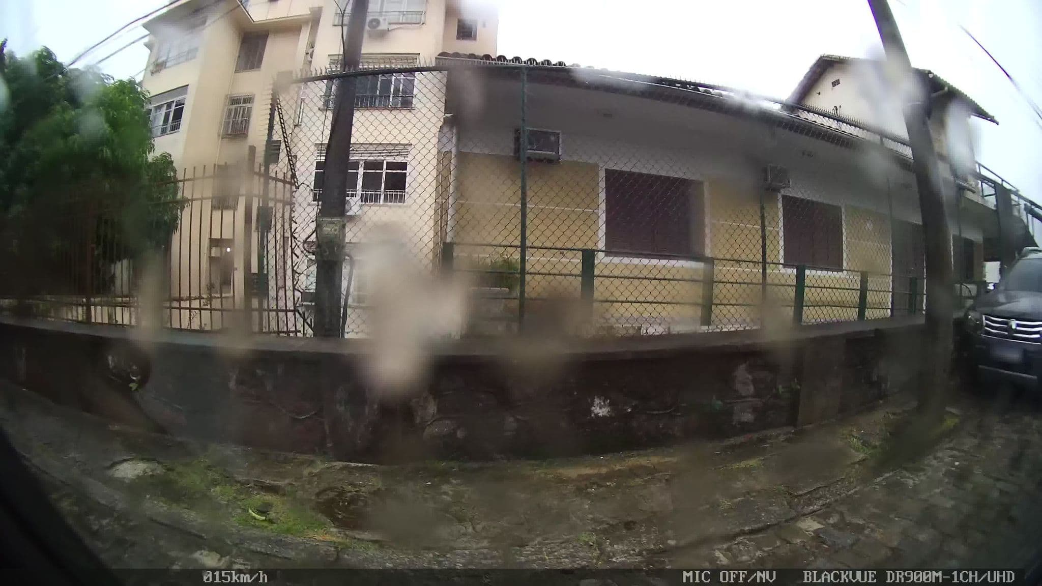 Street view near Residencial Santa Teresa, Santa Teresa — © kaart_2 (CC BY-SA · Mapillary)