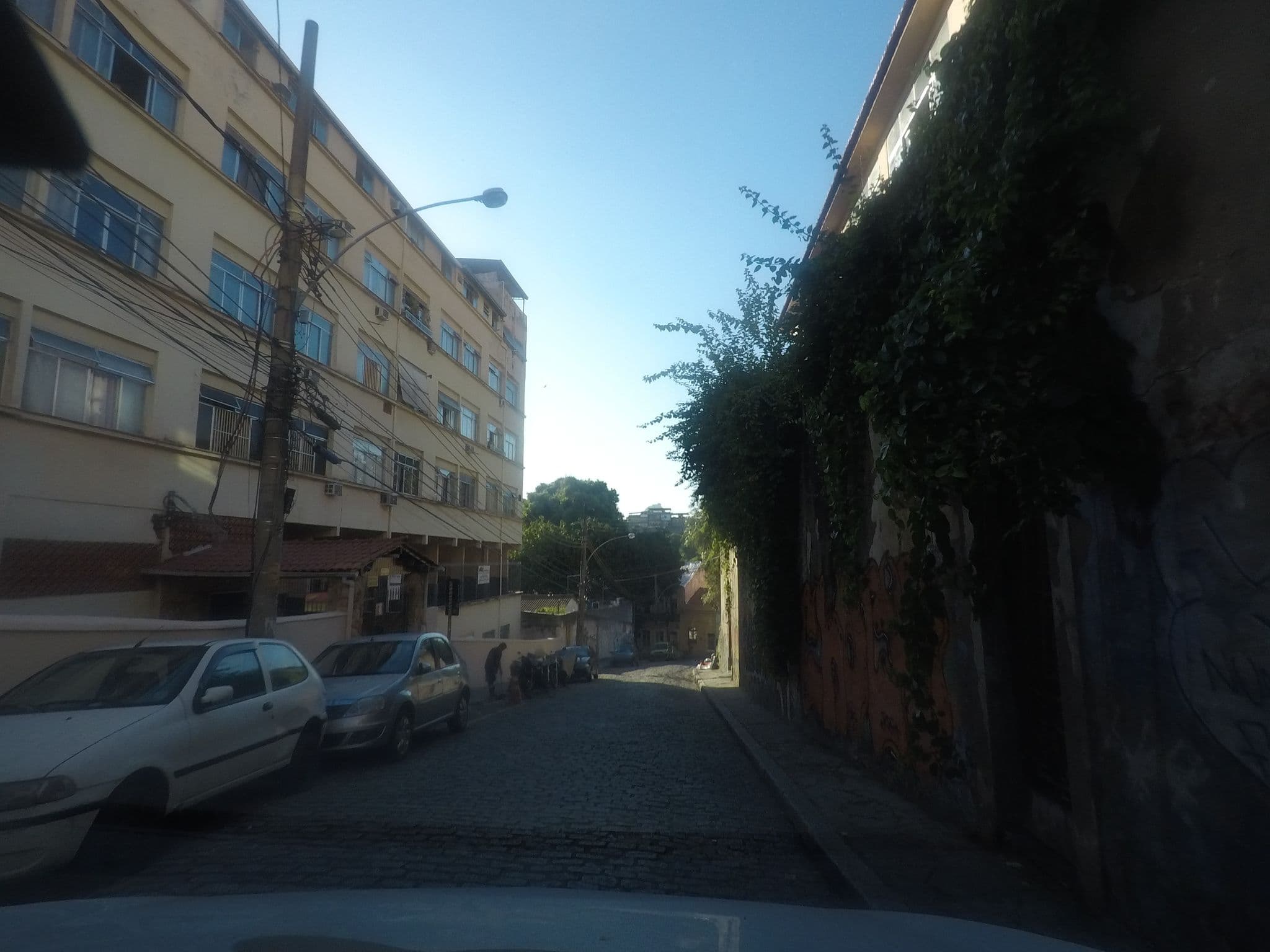 Street view near Santa Mix Hostel, Catete — © marciosampaio (CC BY-SA · Mapillary)
