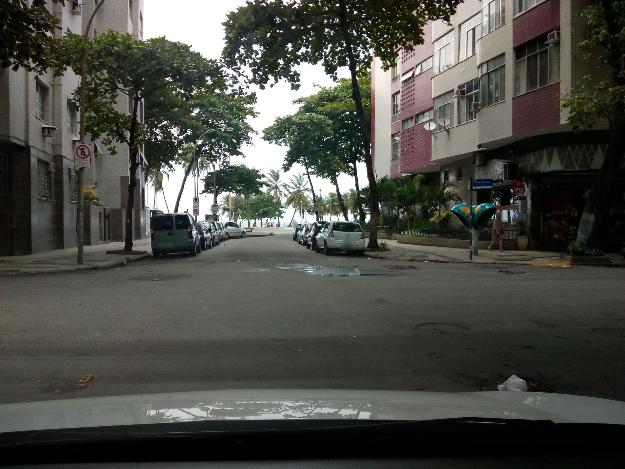 Street view near Piscina, Copacabana — © marciosampaio (CC BY-SA · Mapillary)