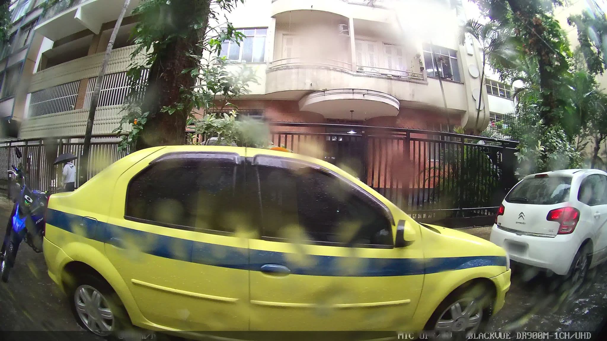 Street view near Art Hostel Rio, Catete — © kaart_2 (CC BY-SA · Mapillary)
