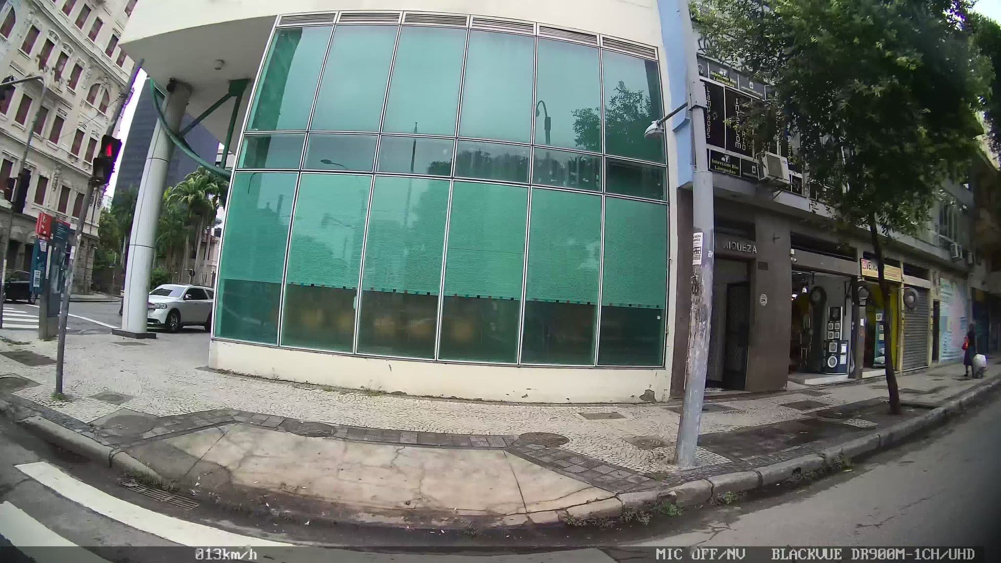 Street view near ibis Budget Hotel, Rio de Janeiro — © kaart_2 (CC BY-SA · Mapillary)