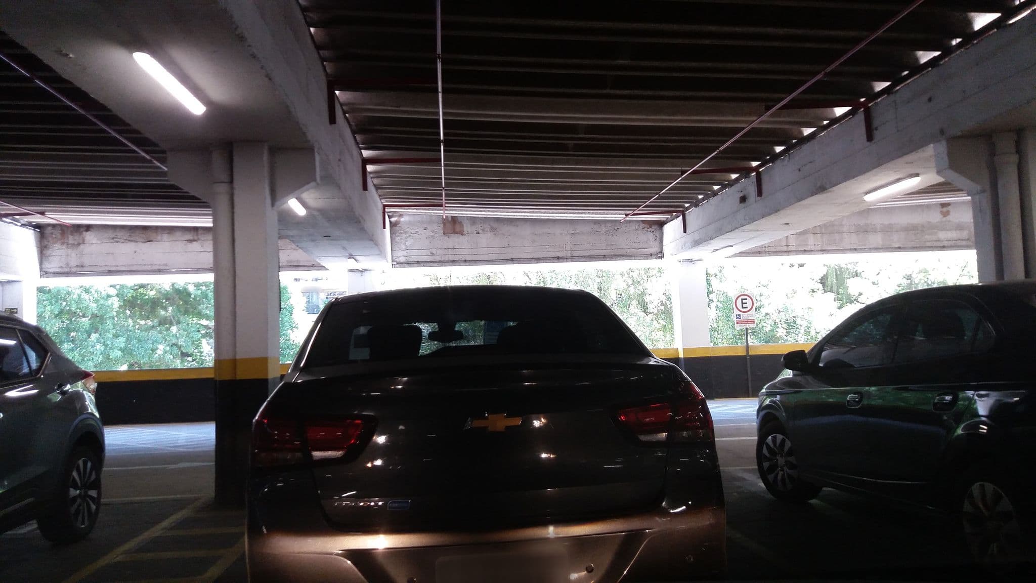 Street view near @room1406, Niterói — © fidelisassis (CC BY-SA · Mapillary)