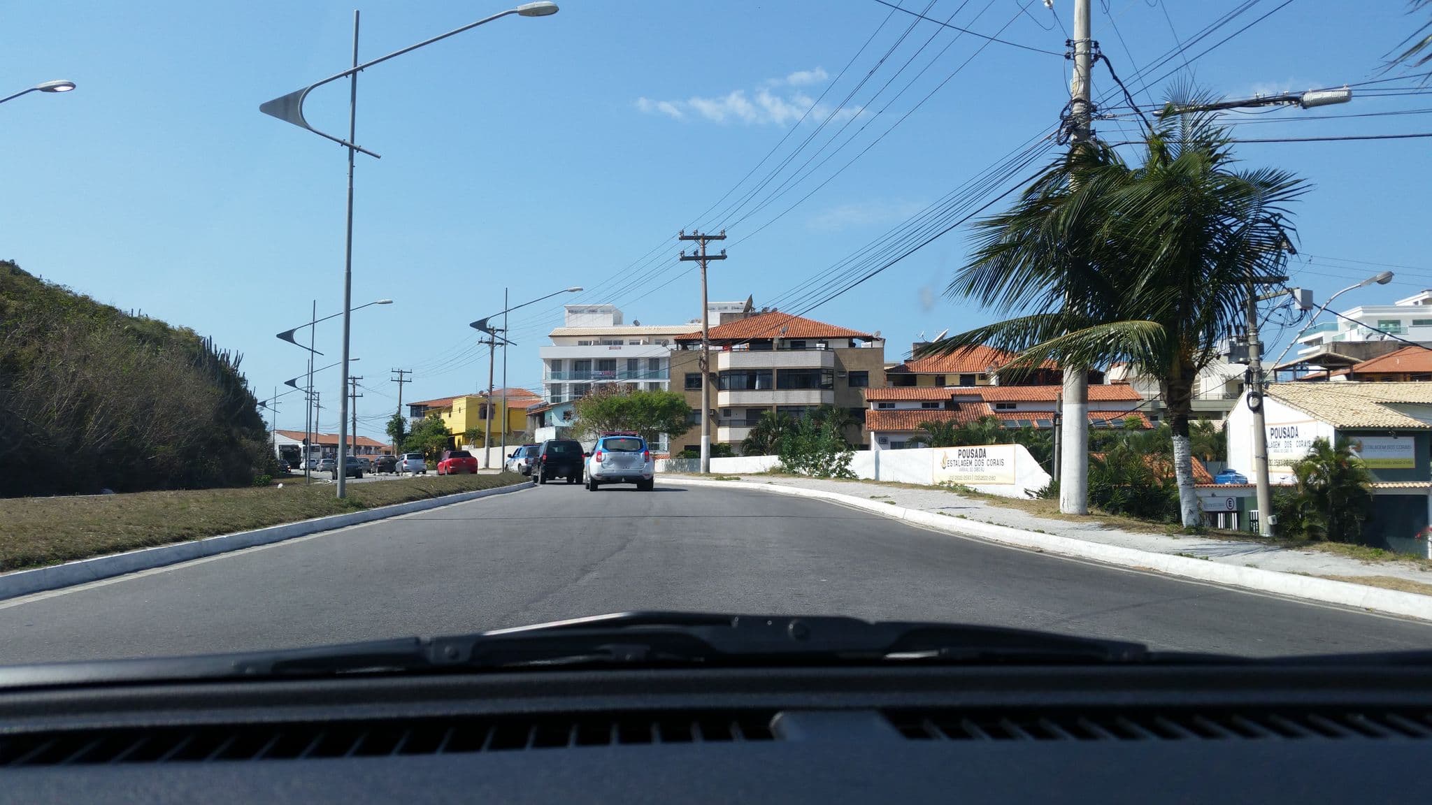 Street view near Pousada Nova Garça, Arraial do Cabo — © pablo (CC BY-SA · Mapillary)