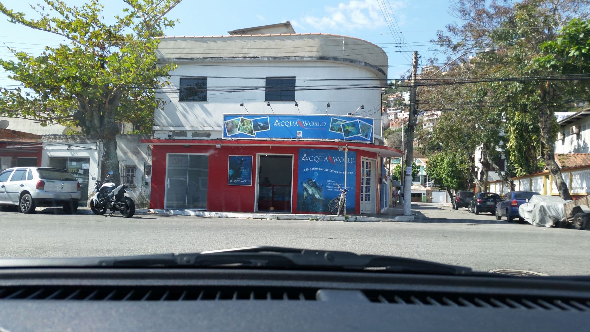 Street view near Pousada Ninho Da Coruja, Arraial do Cabo — © pablo (CC BY-SA · Mapillary)