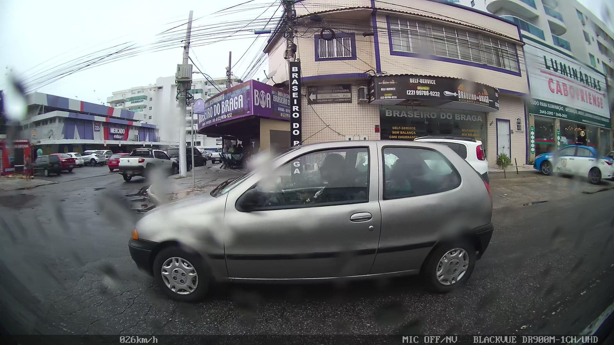 Street view near Hotel Real, Cabo Frio — © kaart_2 (CC BY-SA · Mapillary)