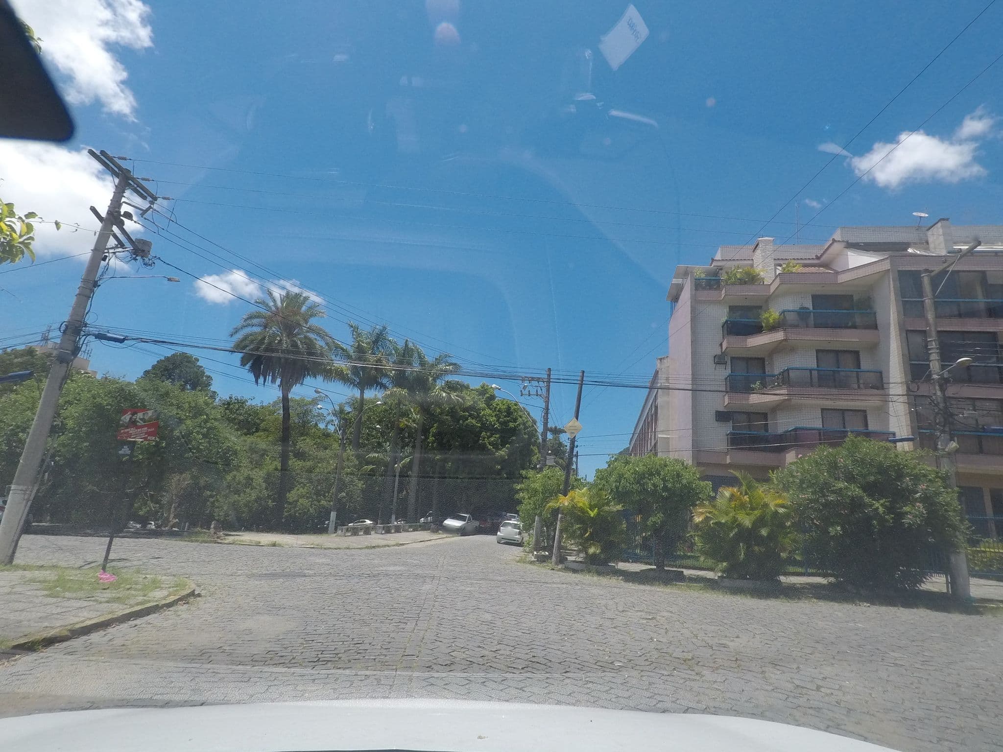 Street view near Pousada Bromélia Sabiá & Cia, Teresópolis — © marciosampaio (CC BY-SA · Mapillary)