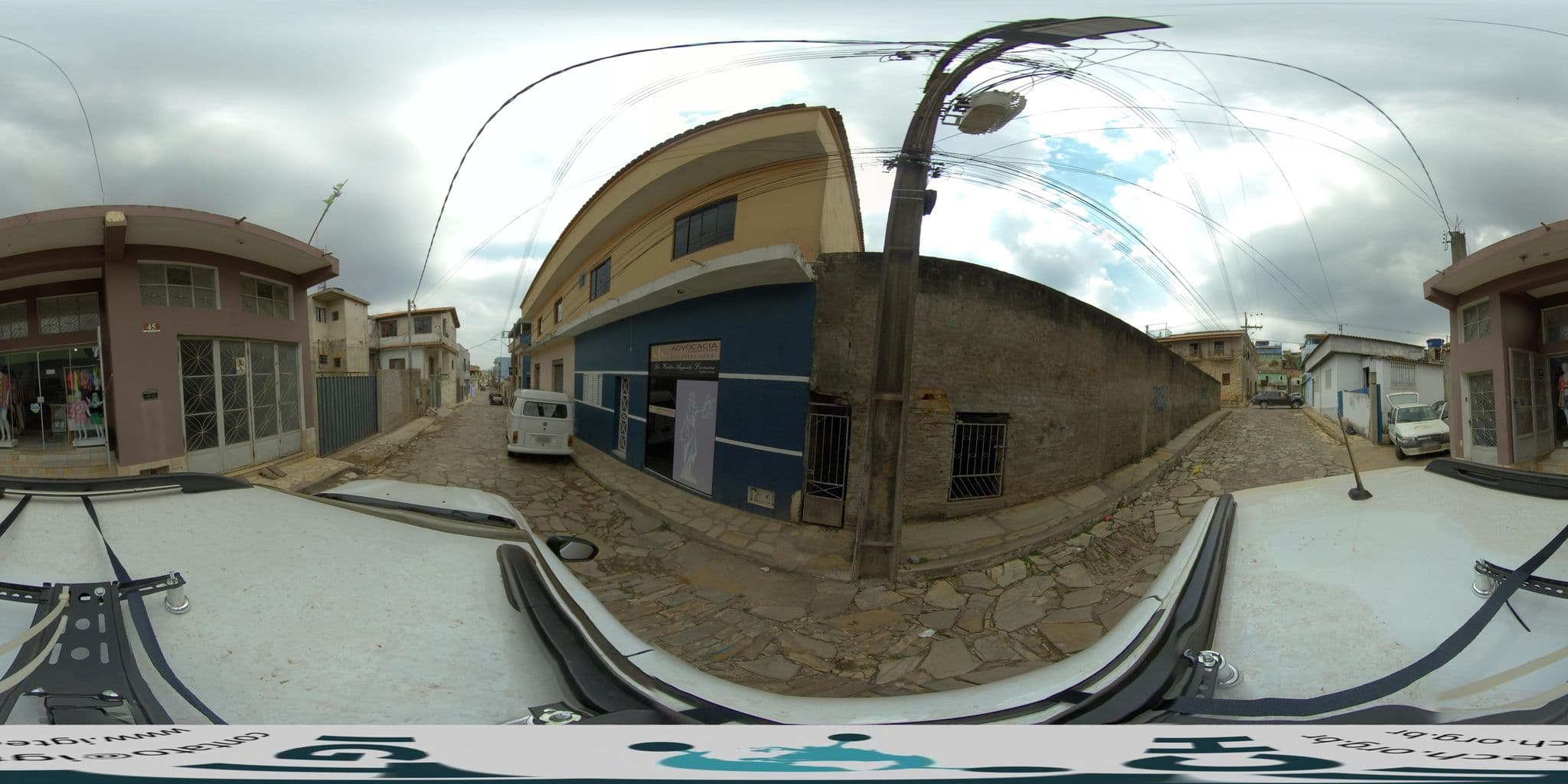 Street view near Pousada Santa Cecília, São Thomé das Letras — © guigandra (CC BY-SA · Mapillary)