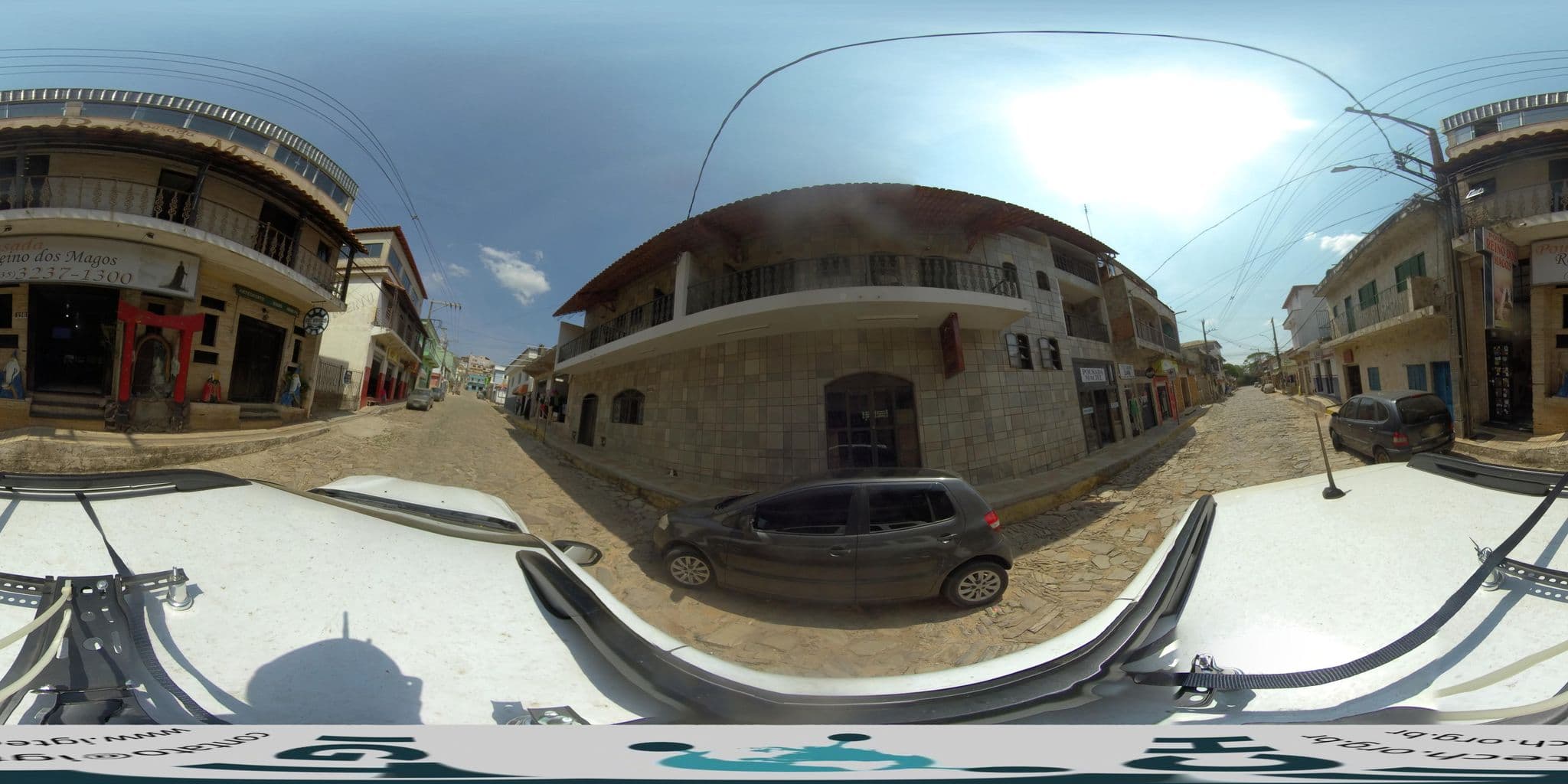Street view near Pousada Das Letras, São Thomé das Letras — © guigandra (CC BY-SA · Mapillary)