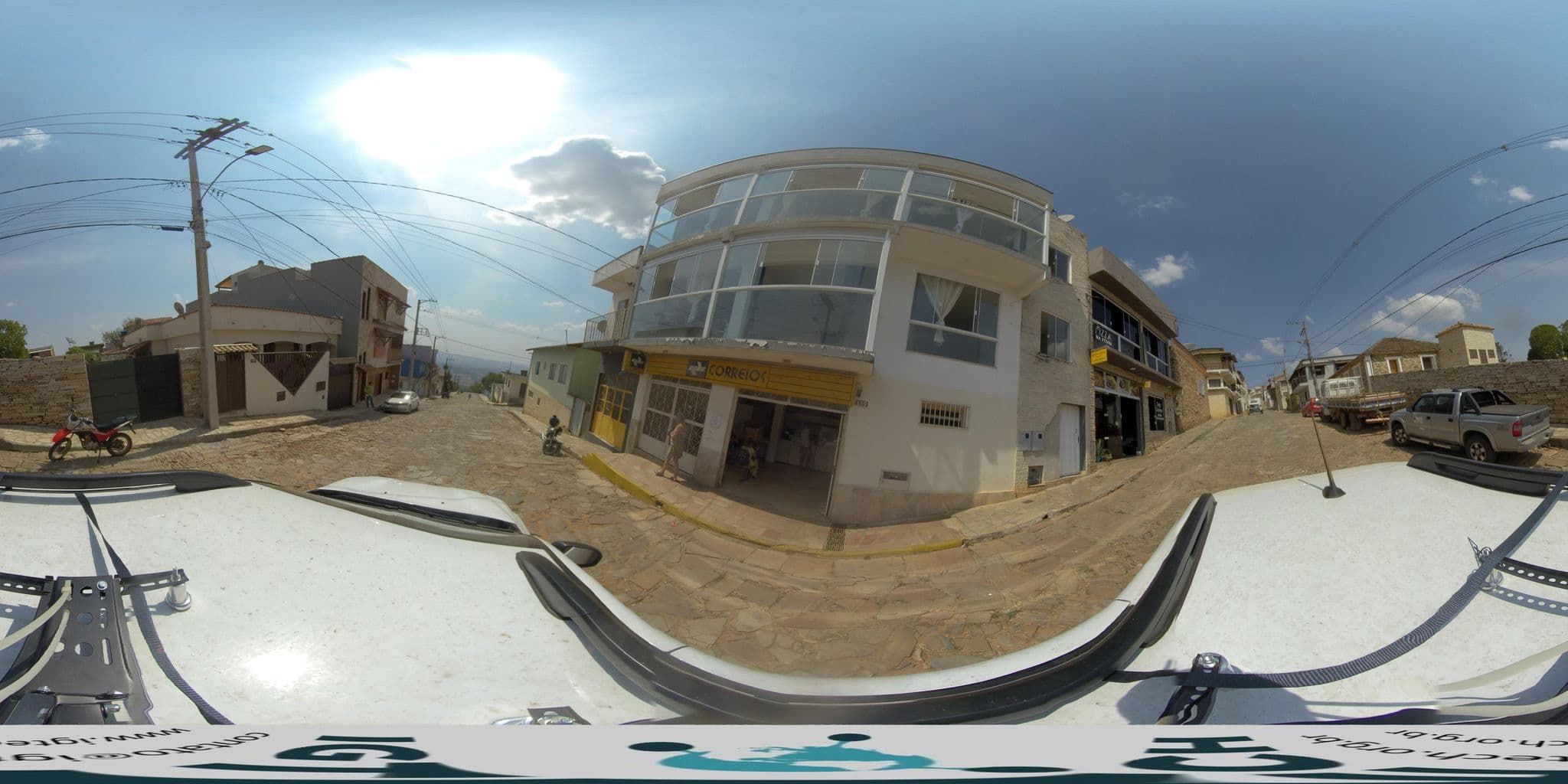Street view near Pousada São Thomé, São Thomé das Letras — © guigandra (CC BY-SA · Mapillary)