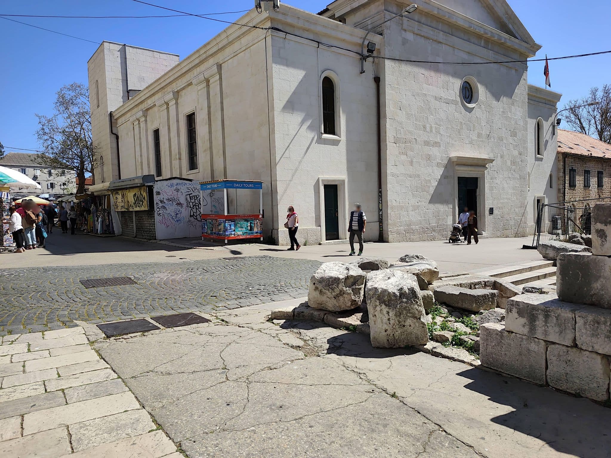 Street view near Empire Hostel, Split — © Duro (CC BY-SA · Mapillary)