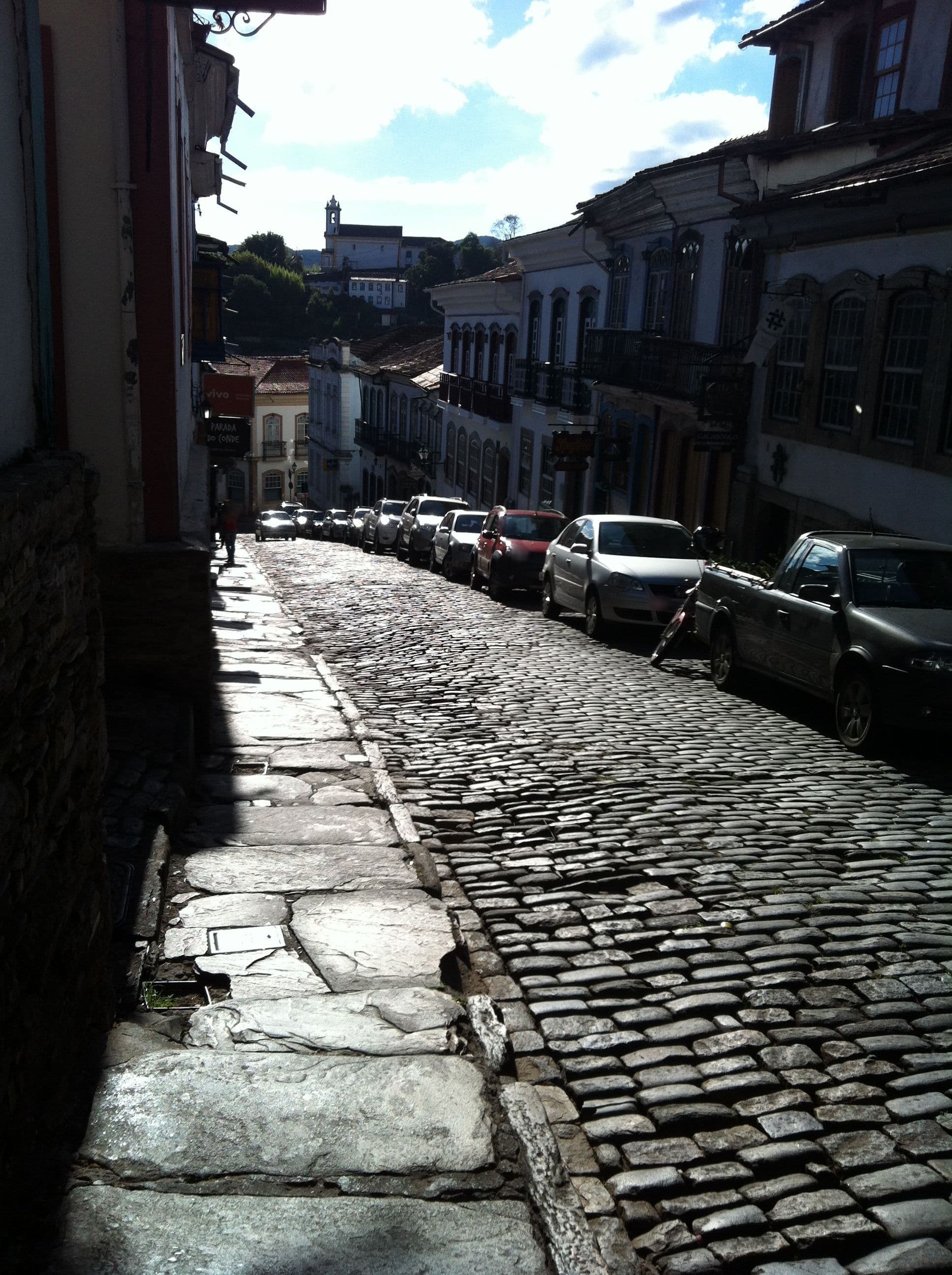 Street view near Le Chalet - Fondue E Bistrô, Ouro Preto — © miguel_andrade (CC BY-SA · Mapillary)