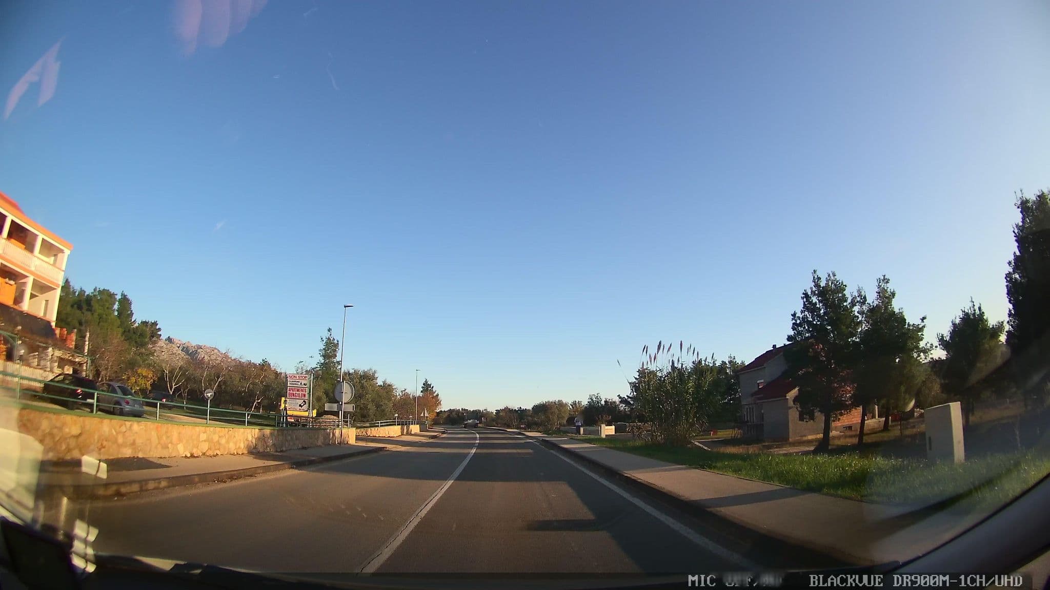 Street view near Autocamp Katinka, Posedarje — © jthnz (CC BY-SA · Mapillary)