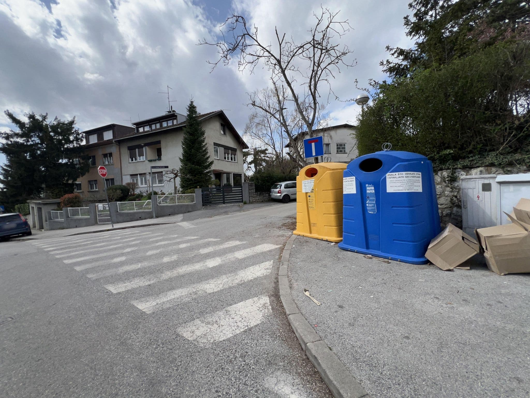Street view near Apartmani Bela, Zagreb — © fmis13 (CC BY-SA · Mapillary)