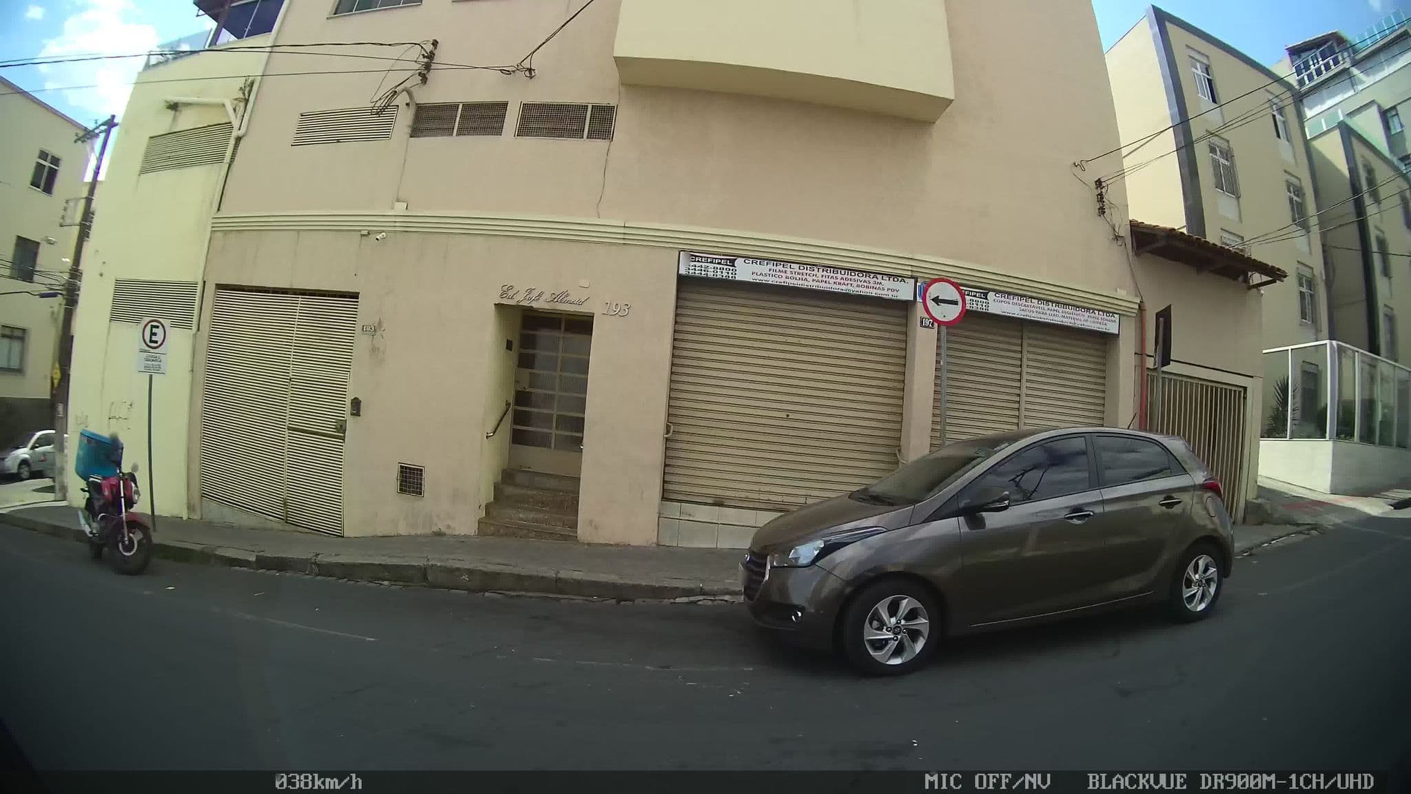 Street view near Minas Hostel, Belo Horizonte — © kaart_2 (CC BY-SA · Mapillary)