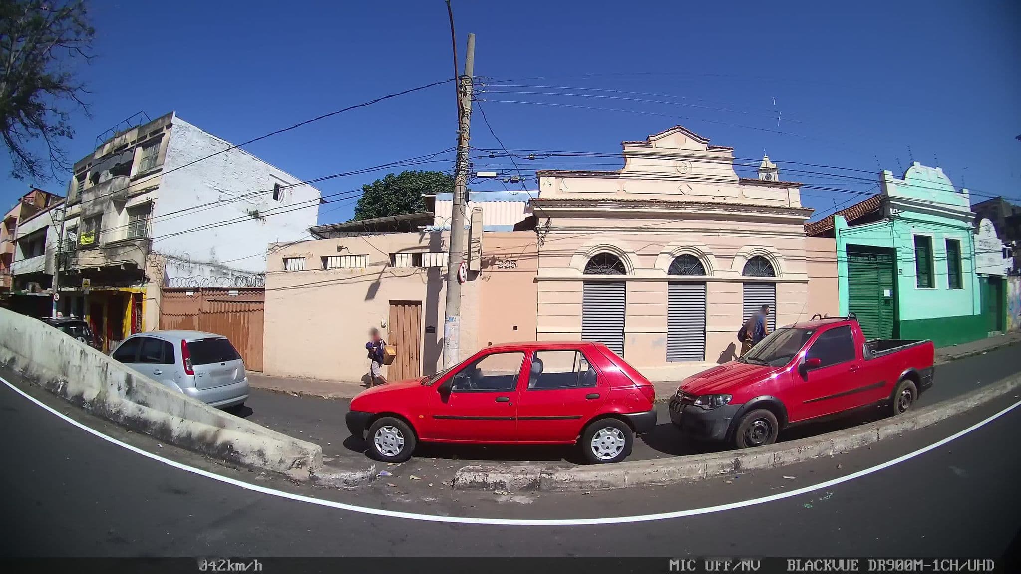 Street view near HI Hostel Belo Horizonte, Belo Horizonte — © kaart_2 (CC BY-SA · Mapillary)